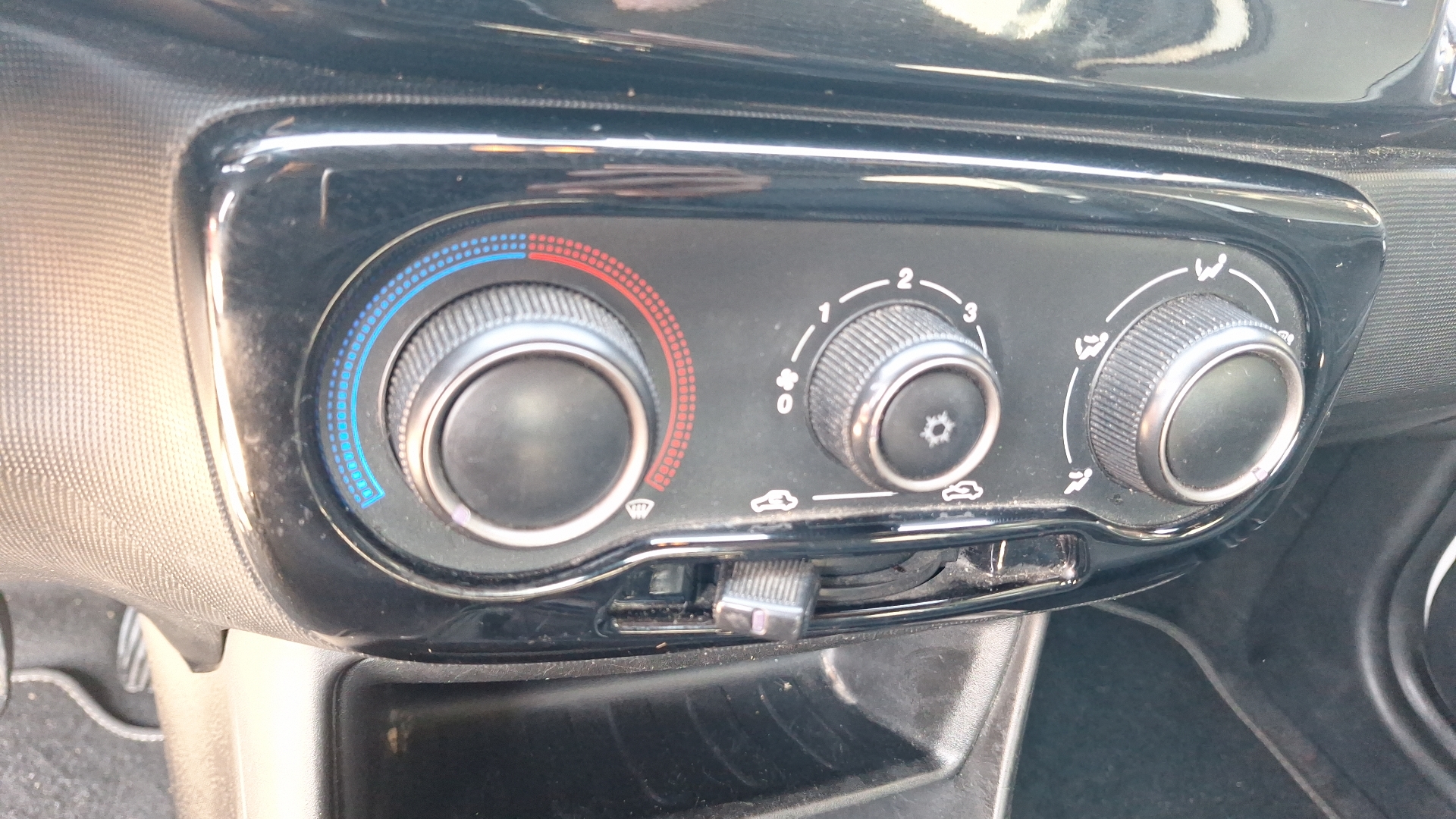 RAM 700 — foto 15 de 15