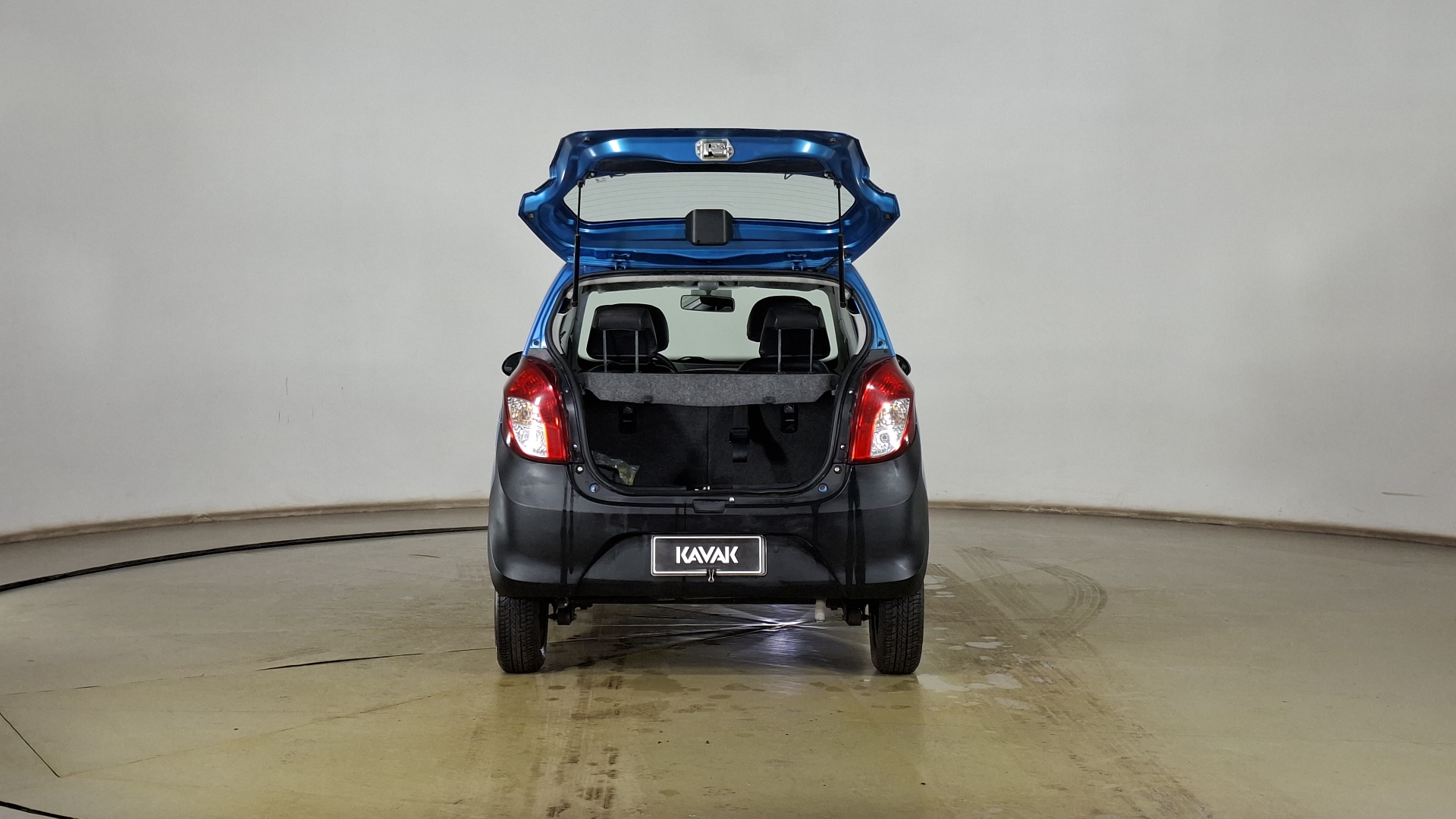 Suzuki Alto — foto 6 de 15