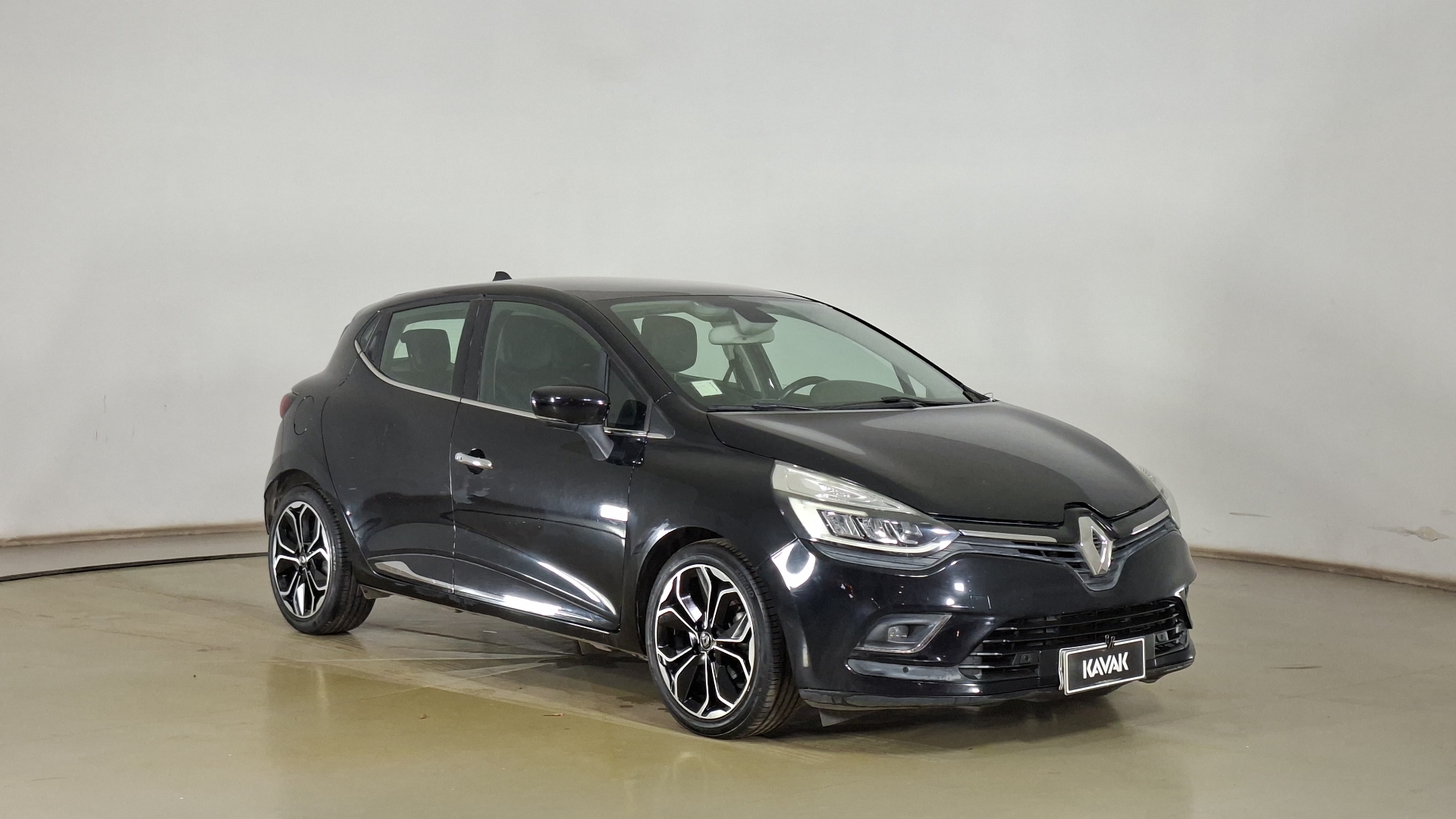 Renault Clio — foto 3 de 17