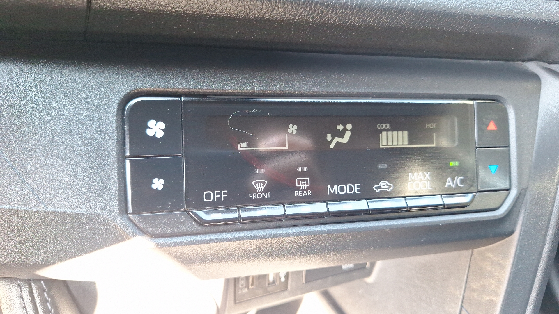 Toyota Yaris Cross — foto 15 de 15