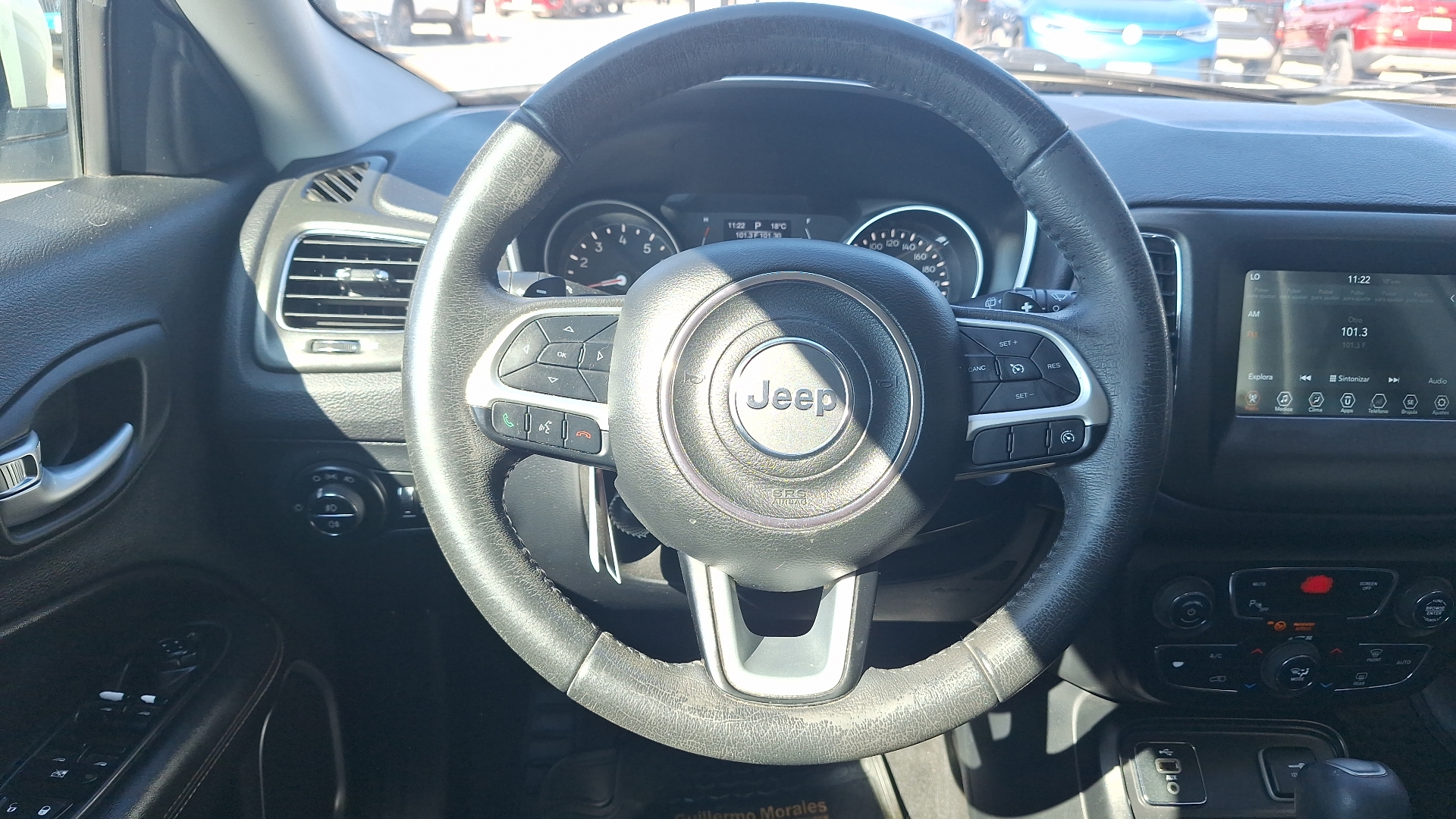 Jeep Compass — foto 8 de 15