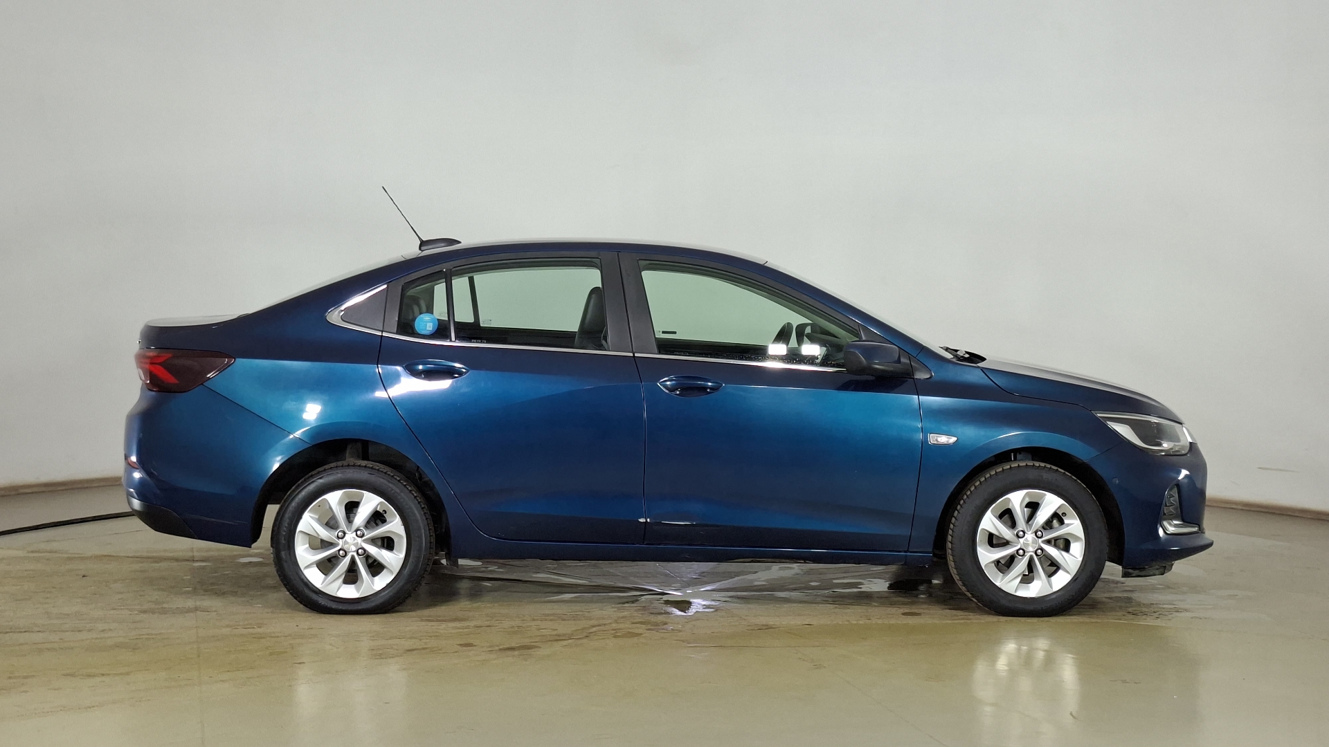 Chevrolet Onix — foto 4 de 15