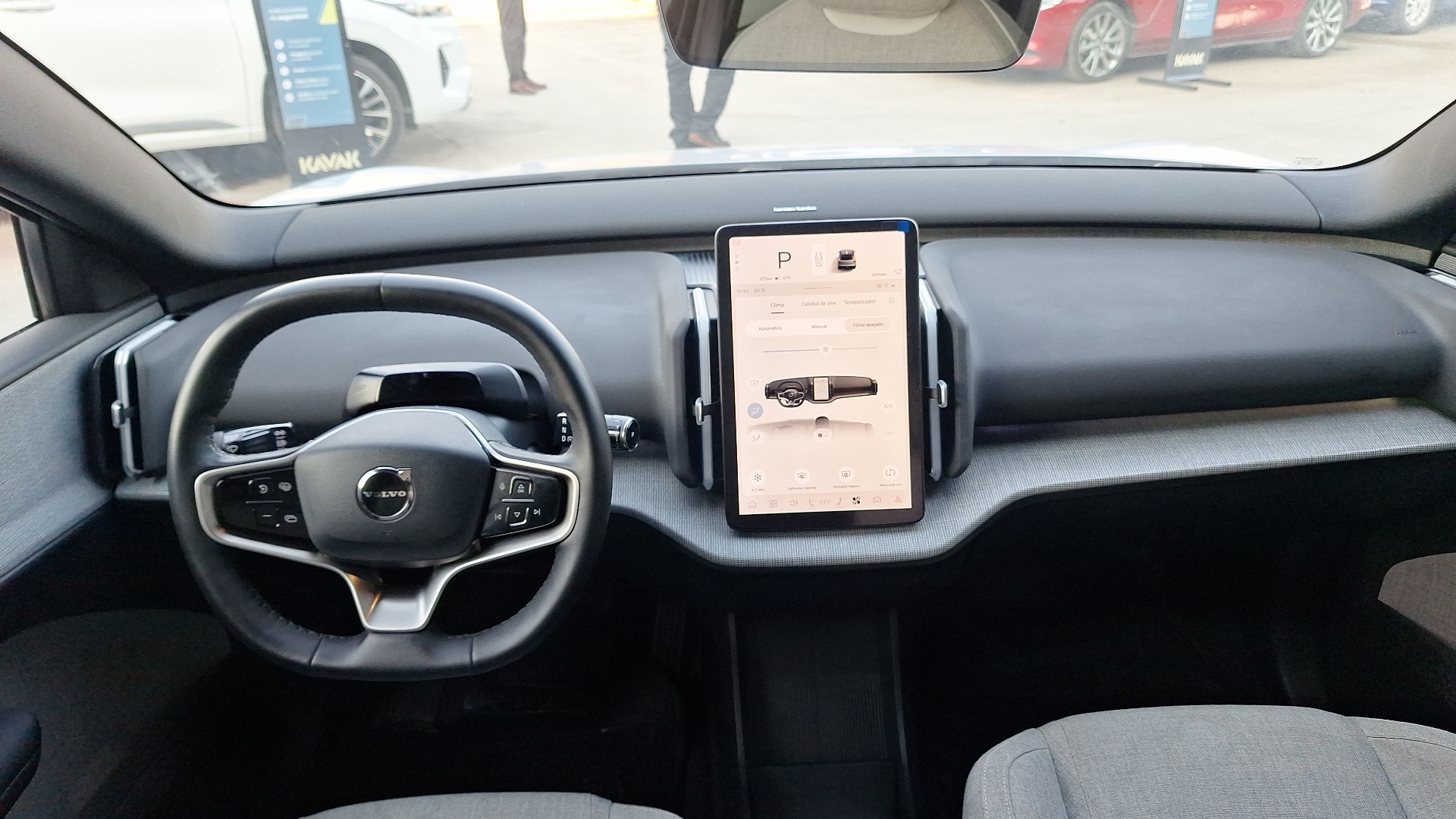Volvo Ex30 — foto 6 de 16