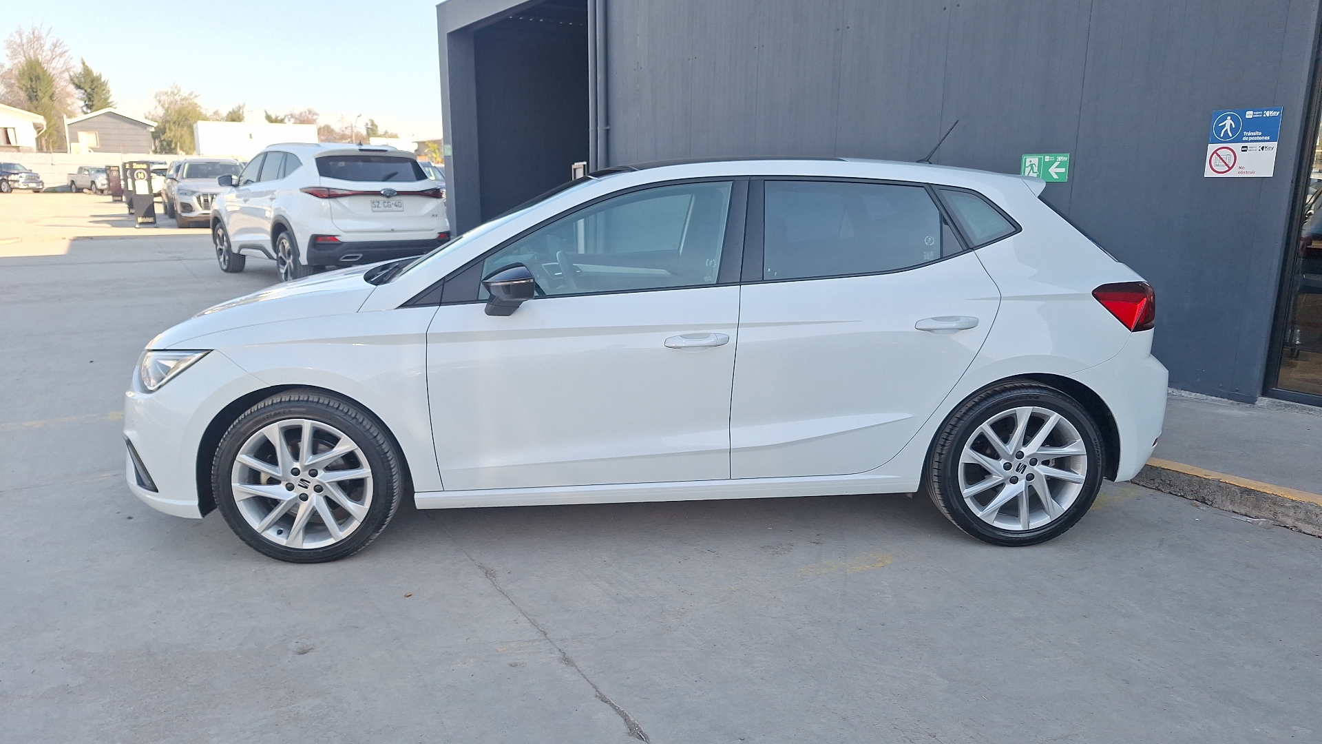 SEAT Ibiza — foto 2 de 16