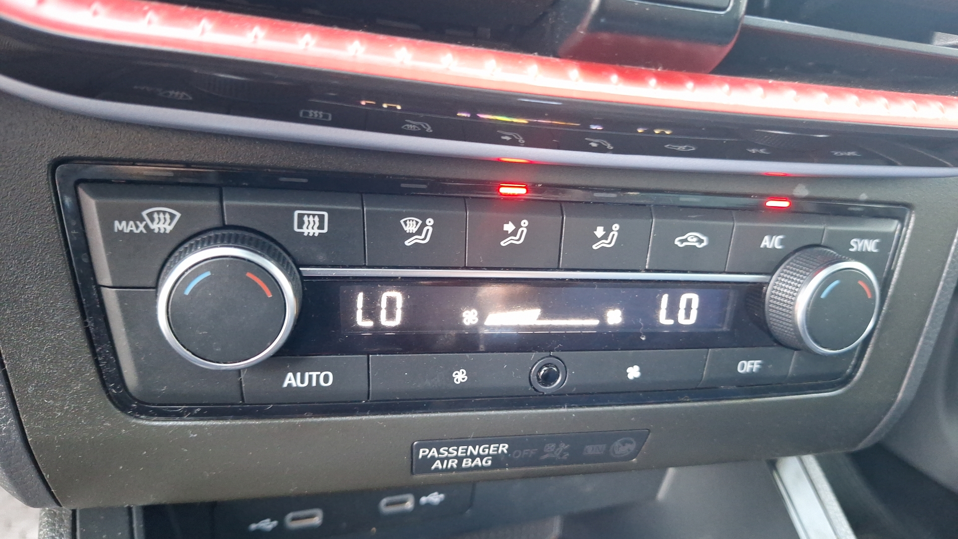 SEAT Ibiza — foto 16 de 16