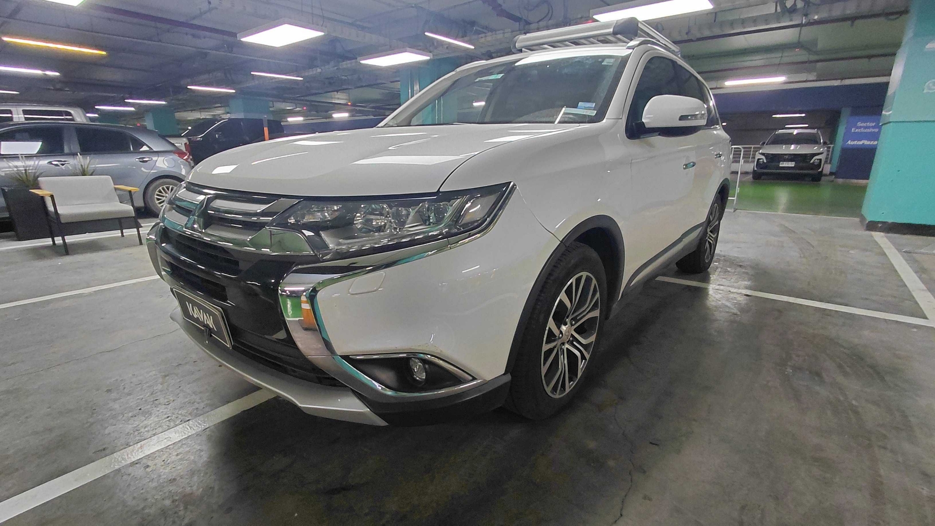 Mitsubishi Outlander — foto 2 de 2
