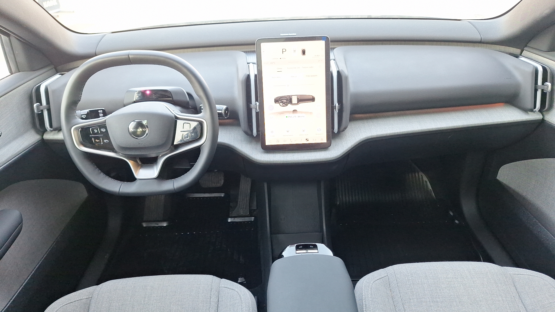 Volvo Ex30 — foto 6 de 16