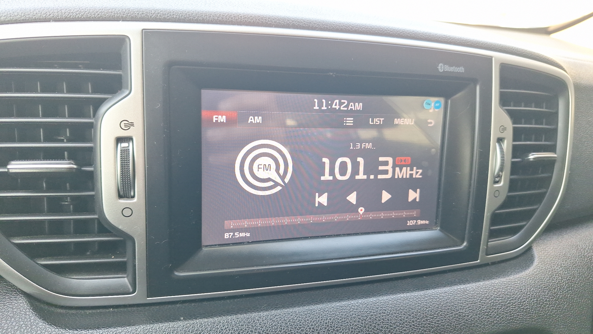 KIA Sportage — foto 10 de 15