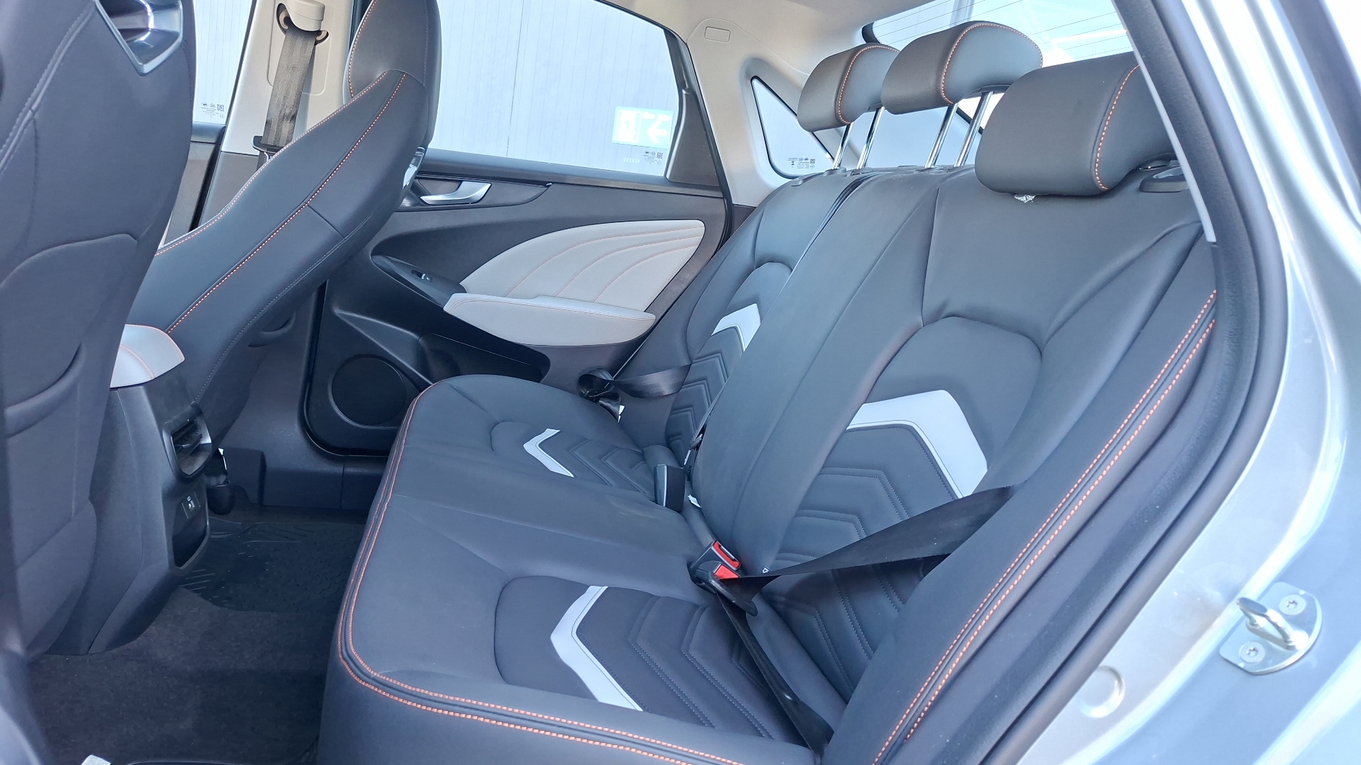 Kaiyi E5 — foto 15 de 16