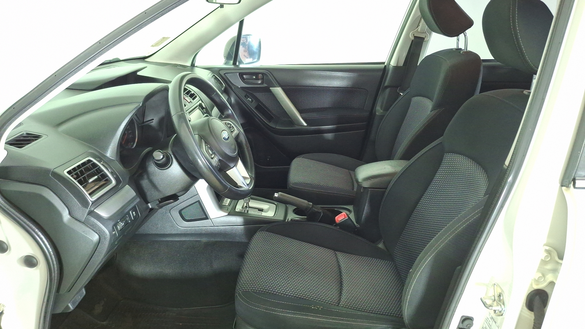 Subaru Forester — foto 12 de 15