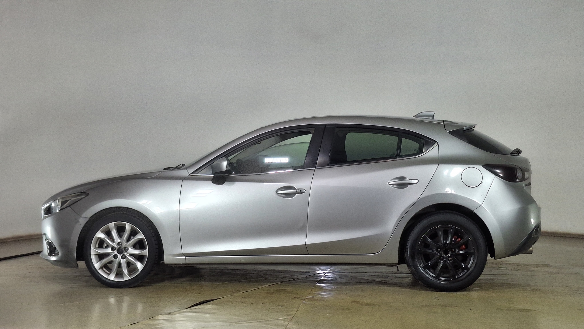 Mazda 3 — foto 7 de 17
