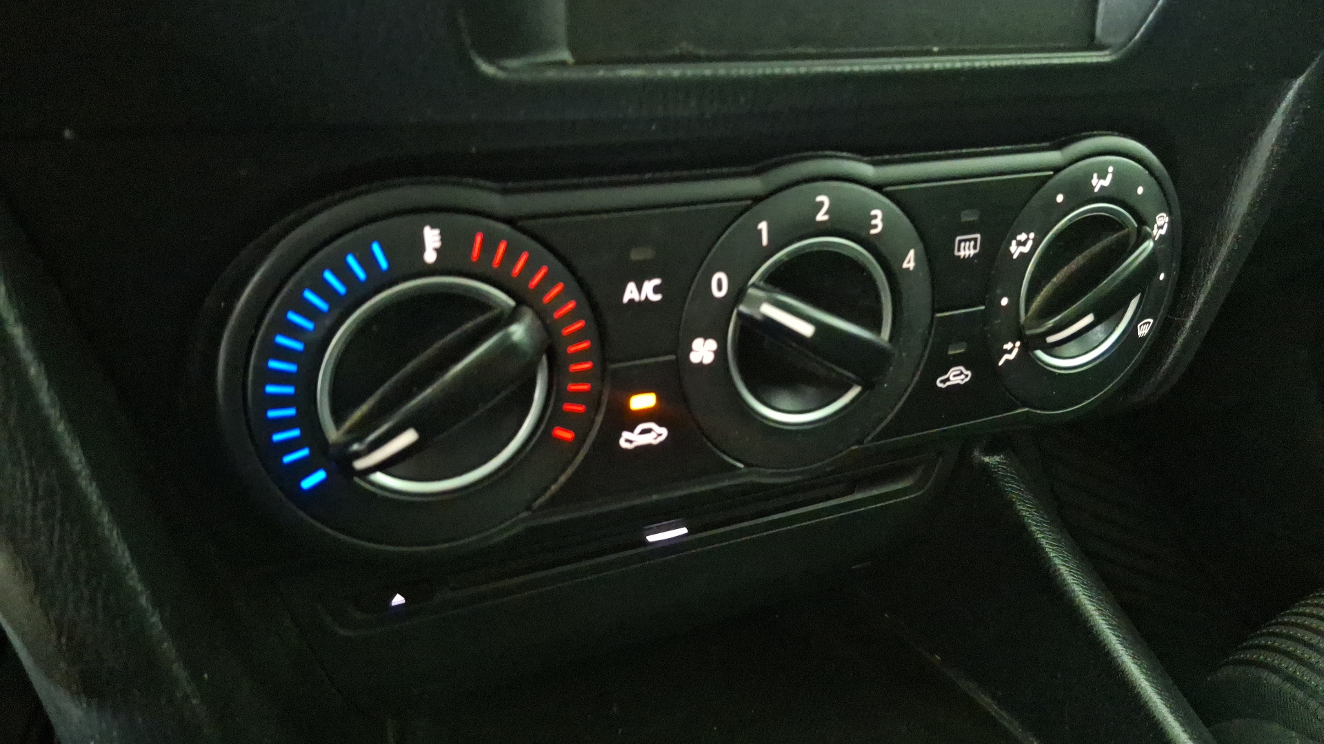 Mazda 3 — foto 15 de 17