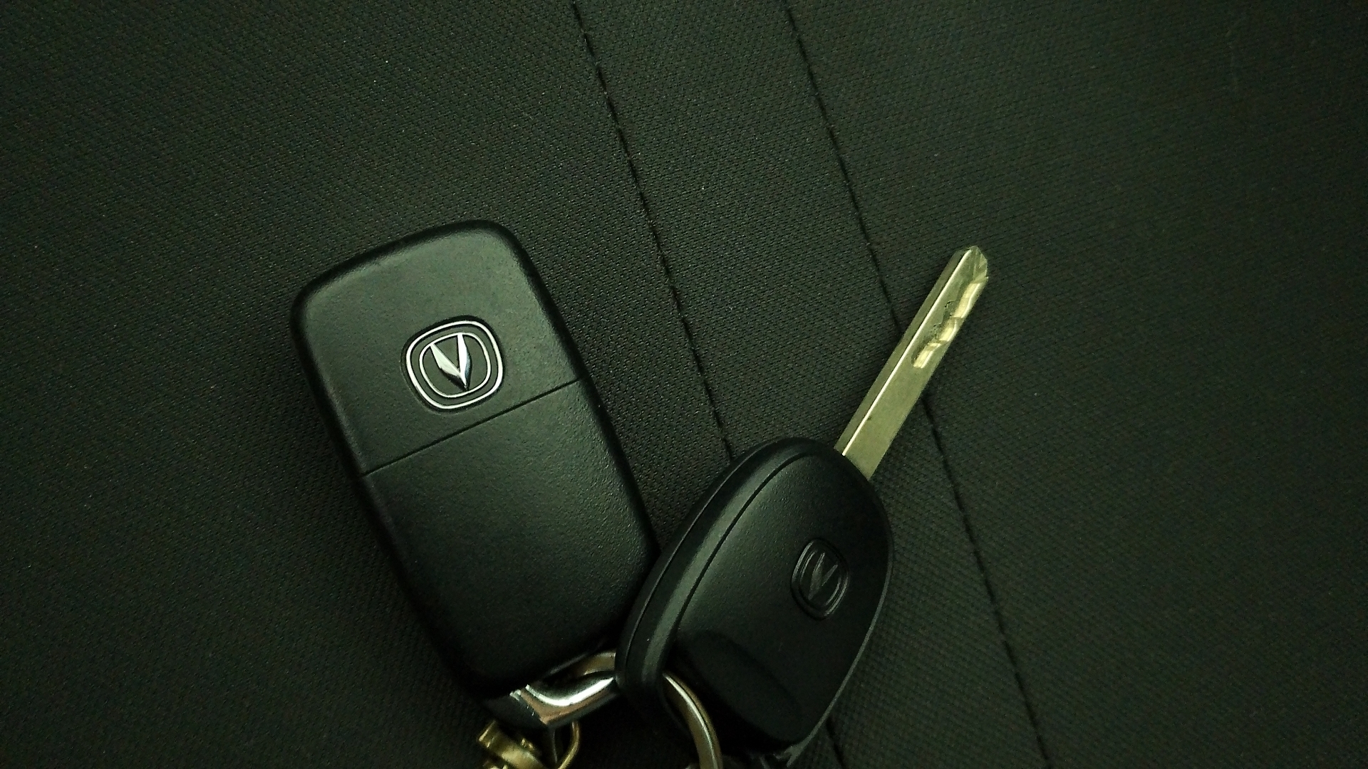 Changan Alsvin — foto 16 de 16