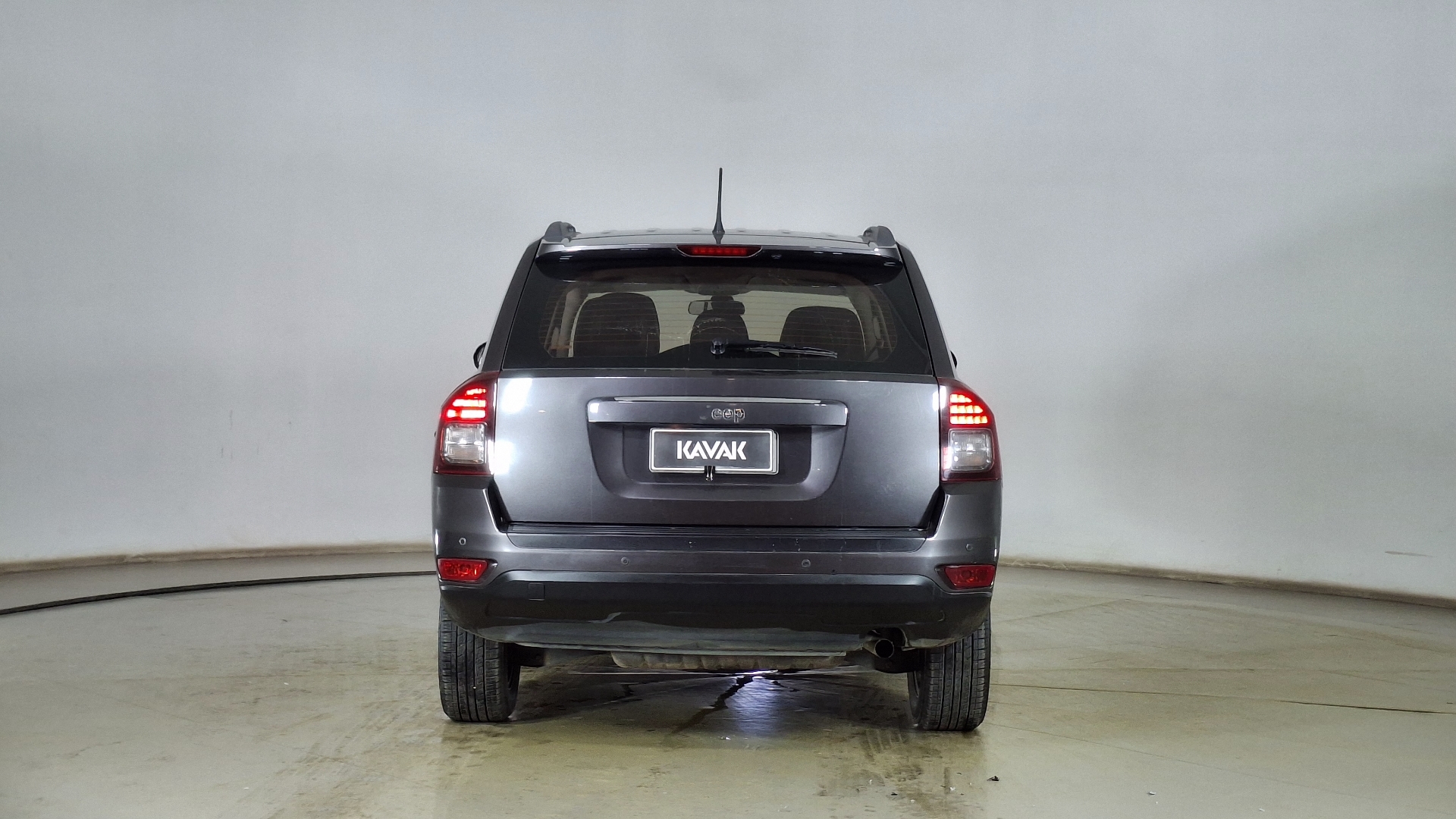 Jeep Compass — foto 5 de 15