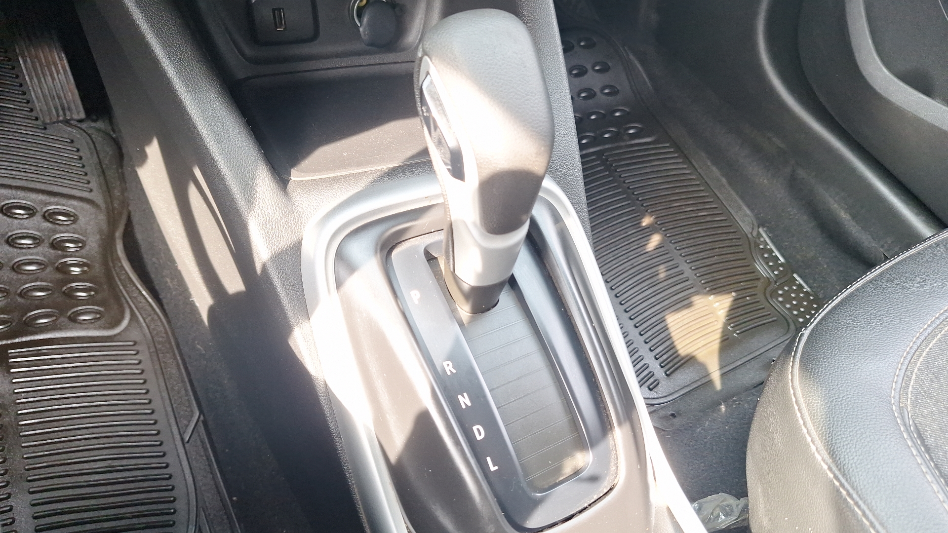 Chevrolet Tracker — foto 11 de 15