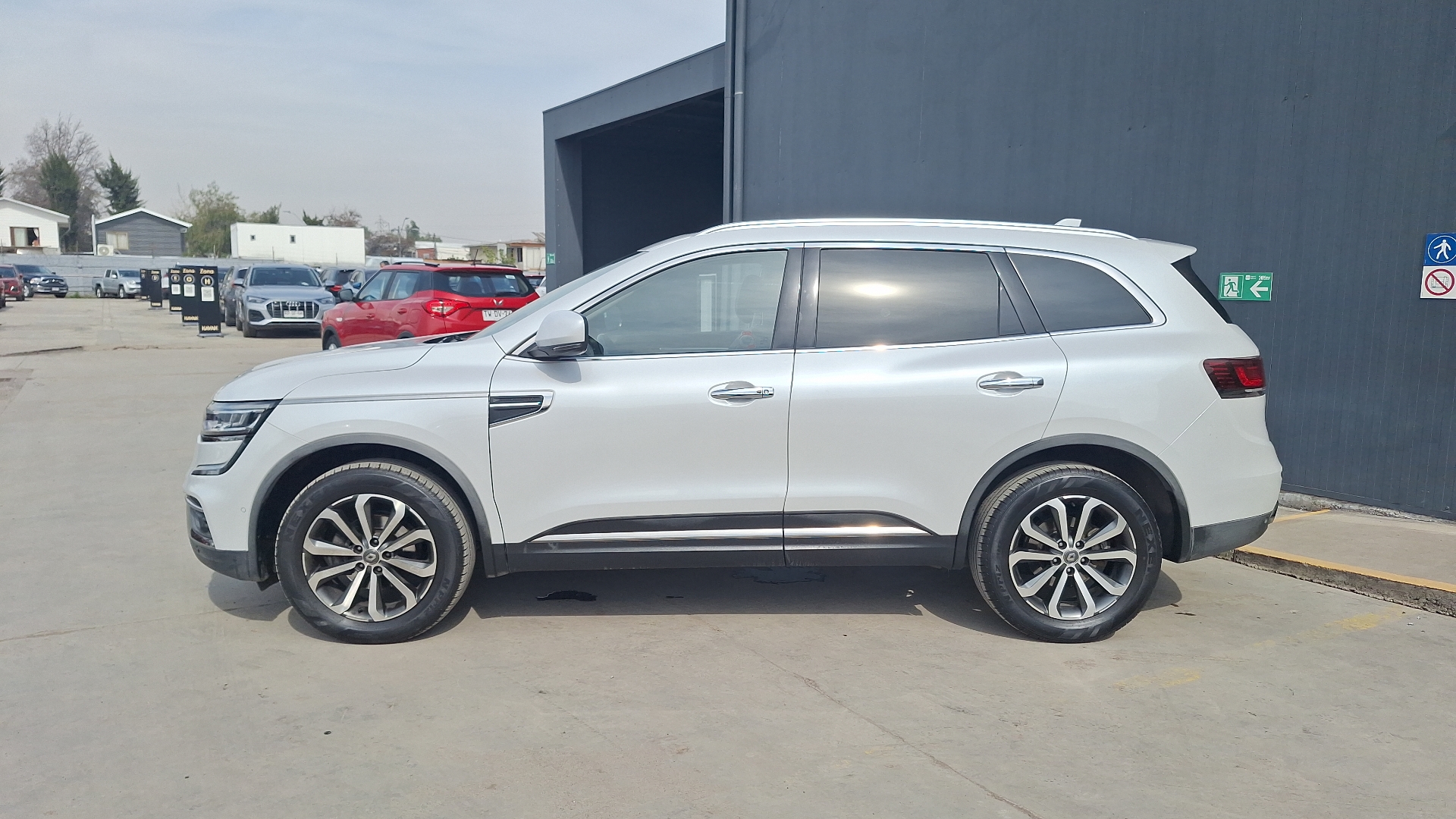 Renault Koleos — foto 2 de 17