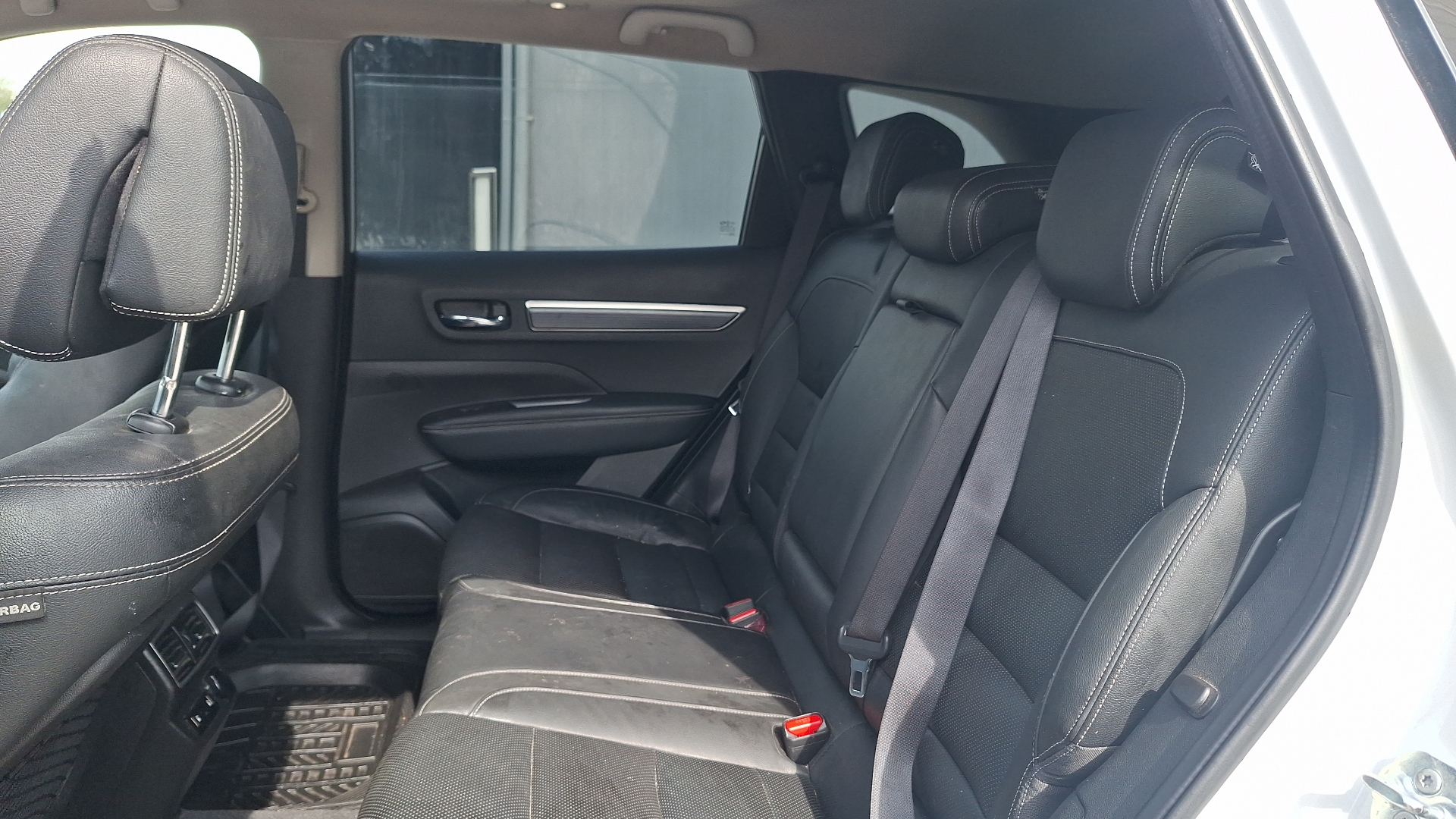 Renault Koleos — foto 15 de 17