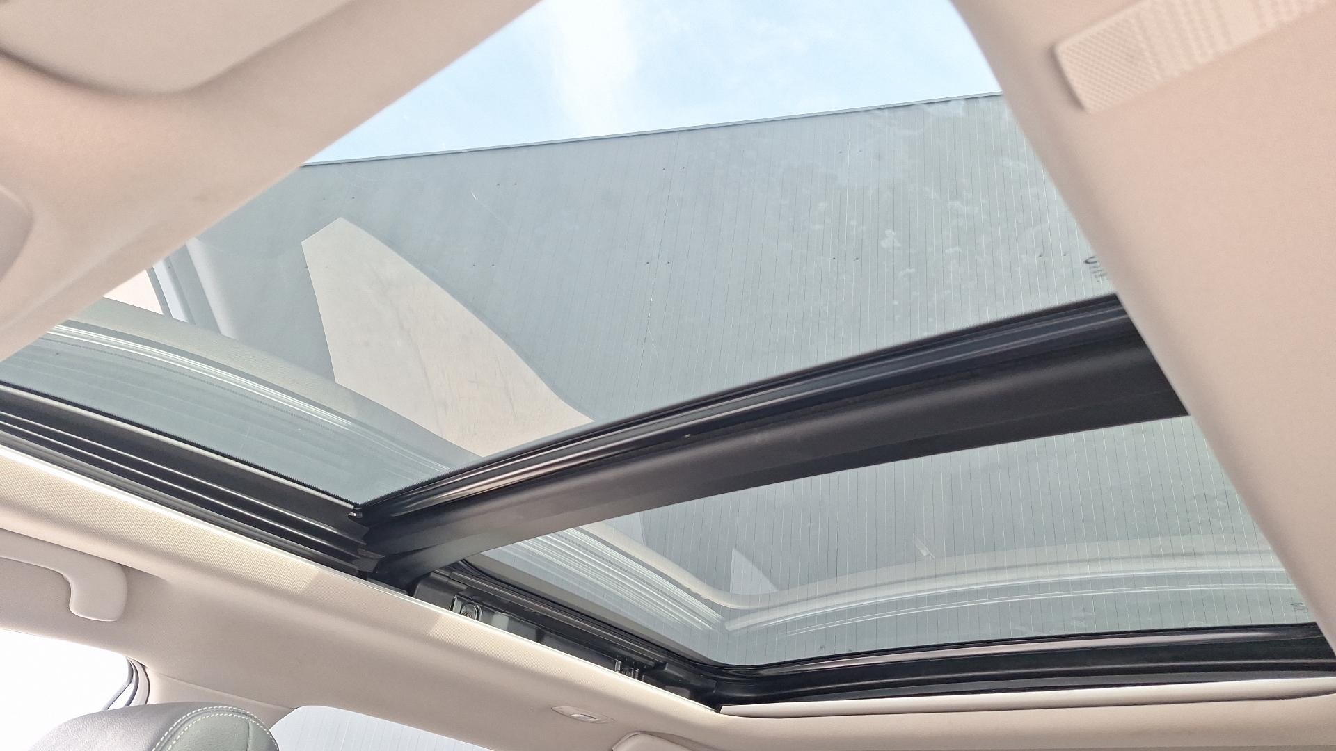 Renault Koleos — foto 14 de 17