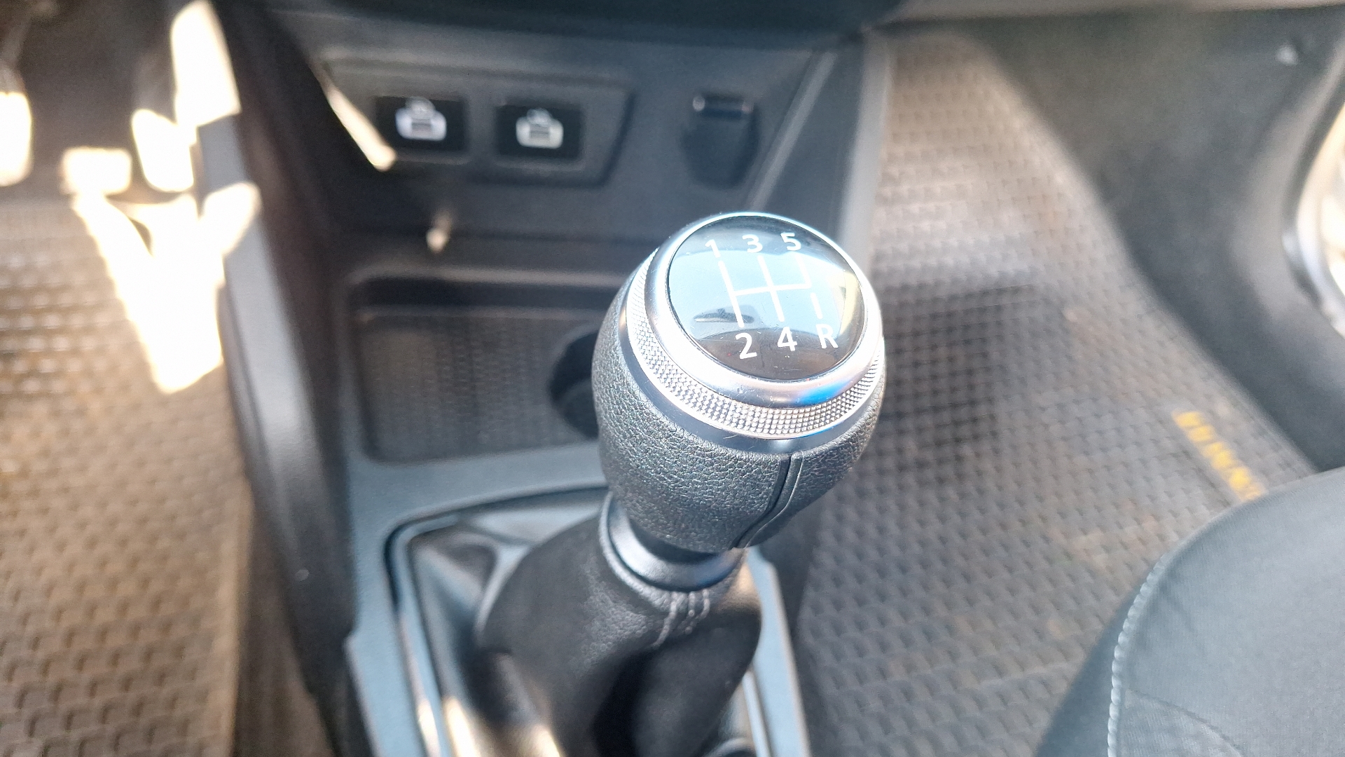 Renault Duster — foto 11 de 15