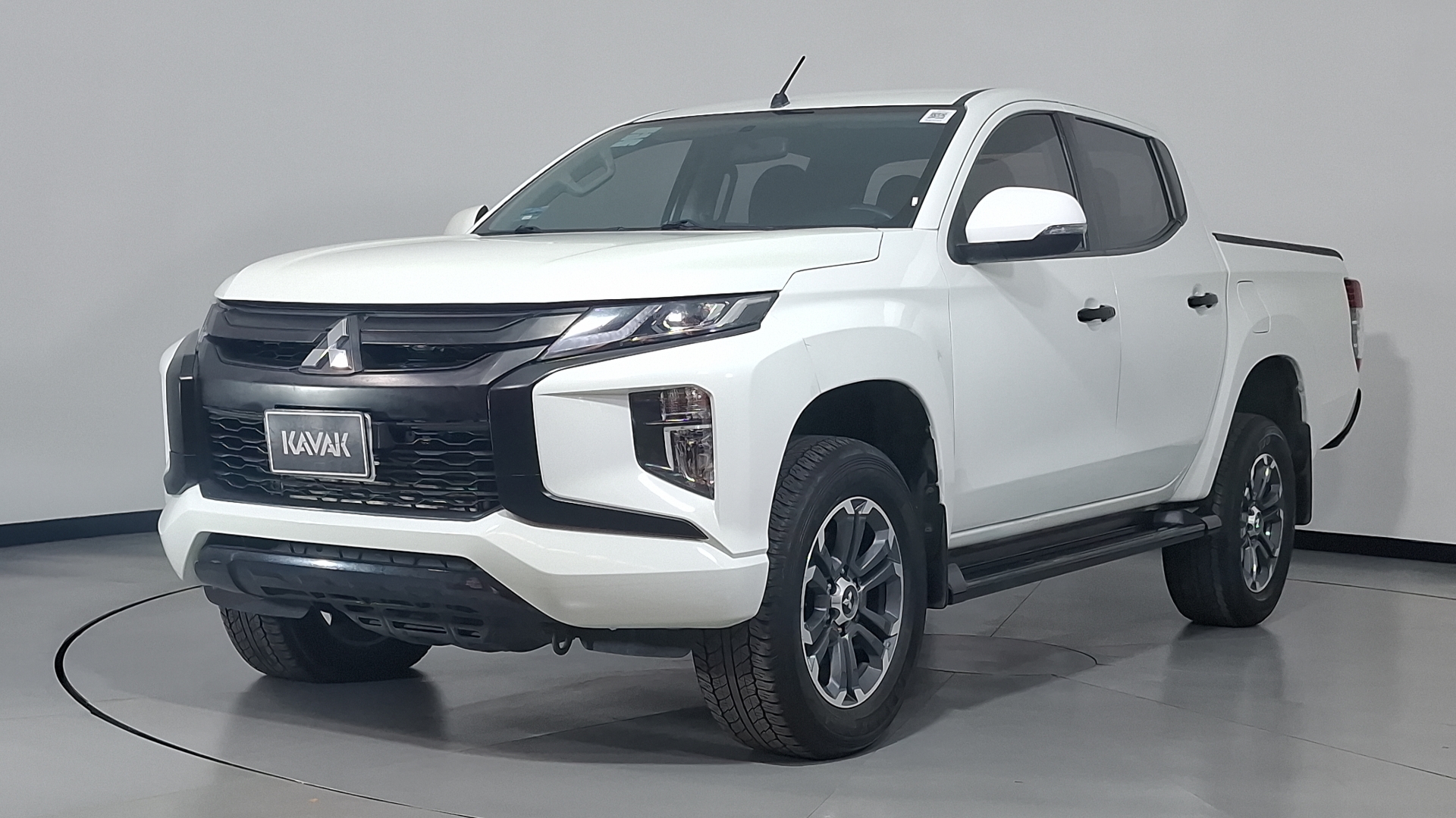 Mitsubishi L200 2023