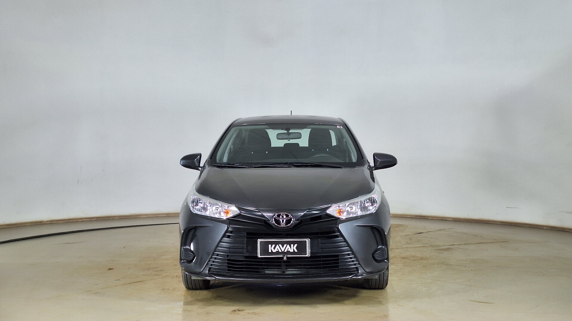 Toyota Yaris — foto 2 de 17