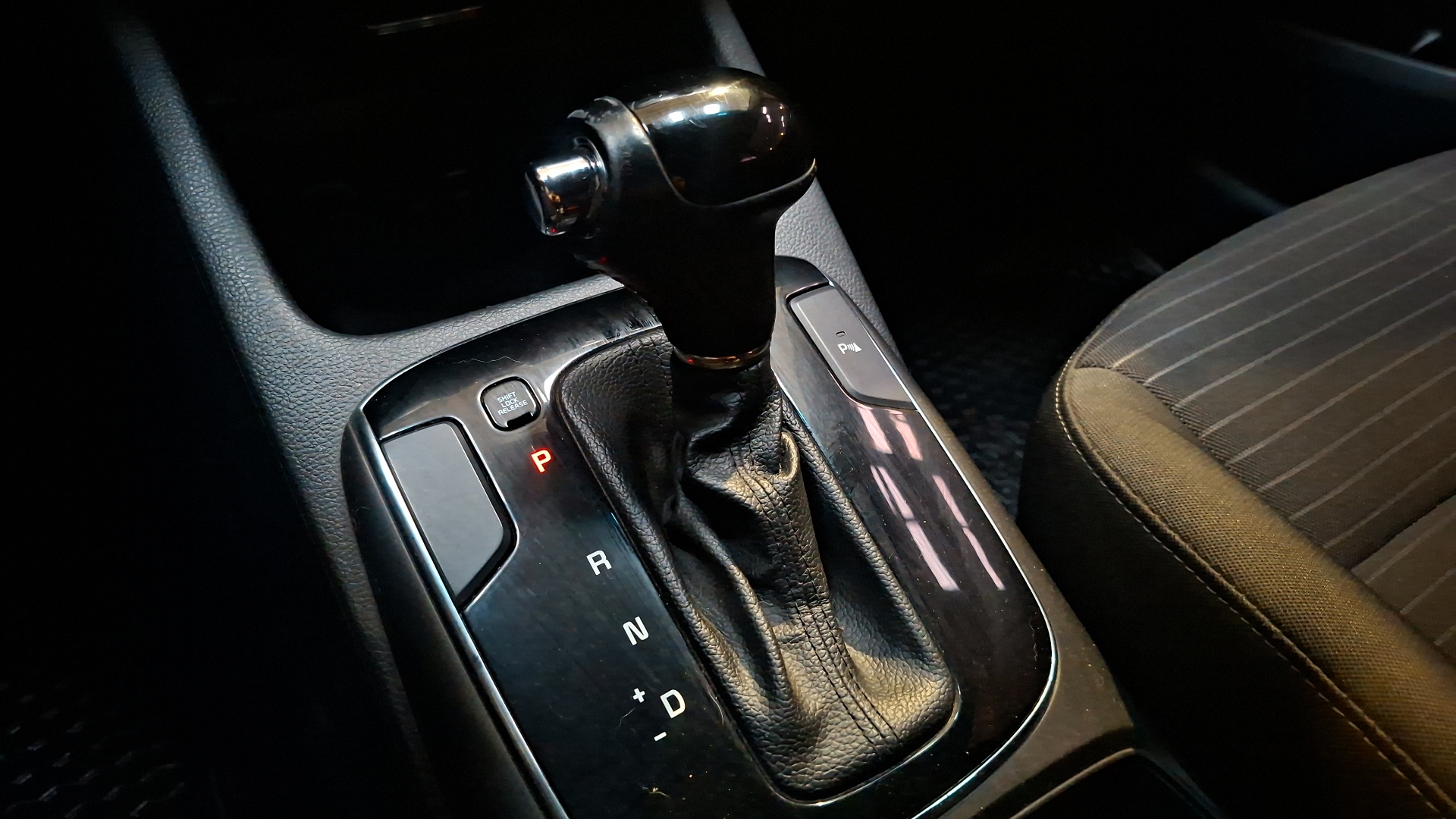 KIA Cerato 5 — foto 12 de 18