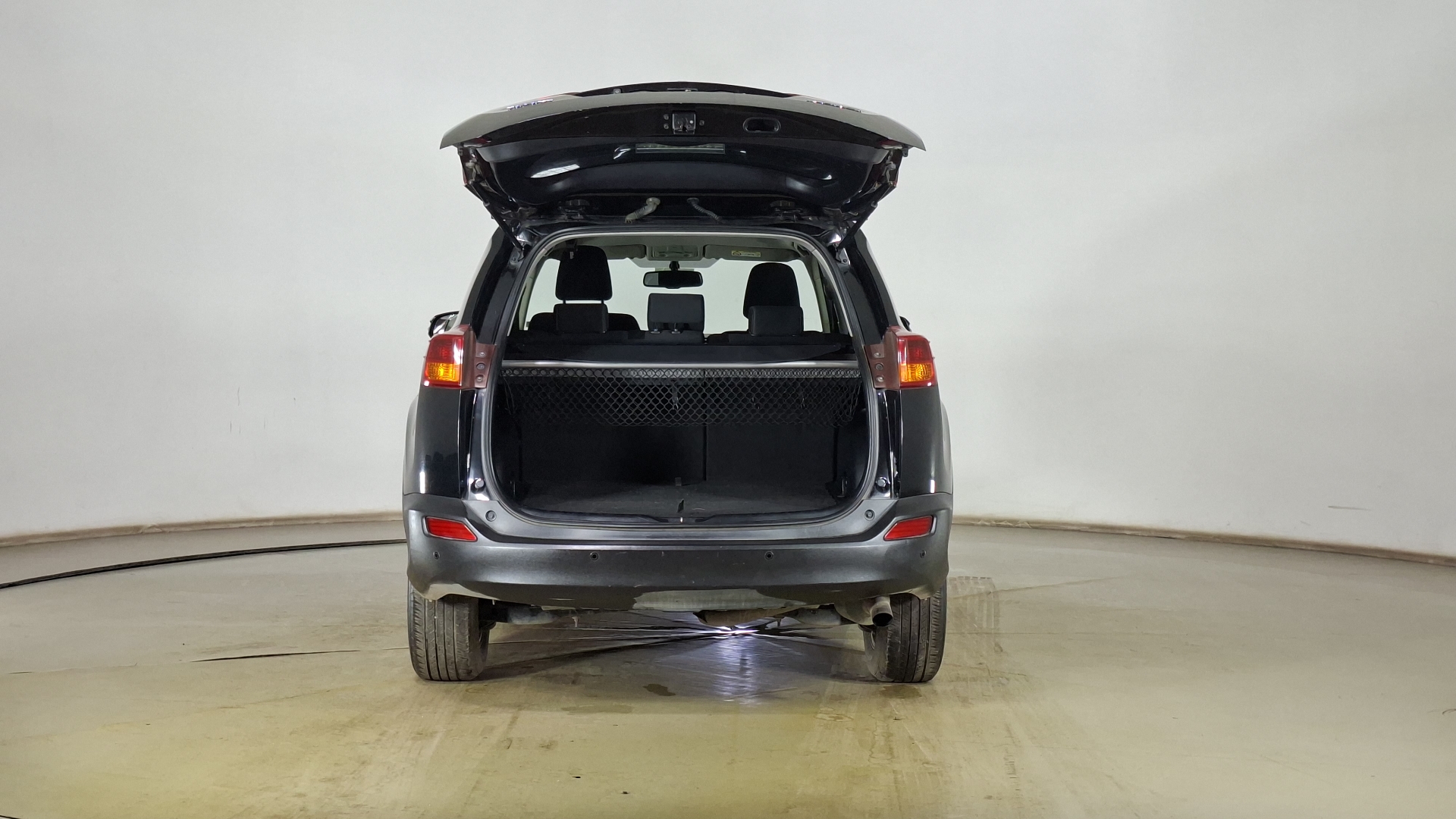 Toyota RAV4 — foto 6 de 16