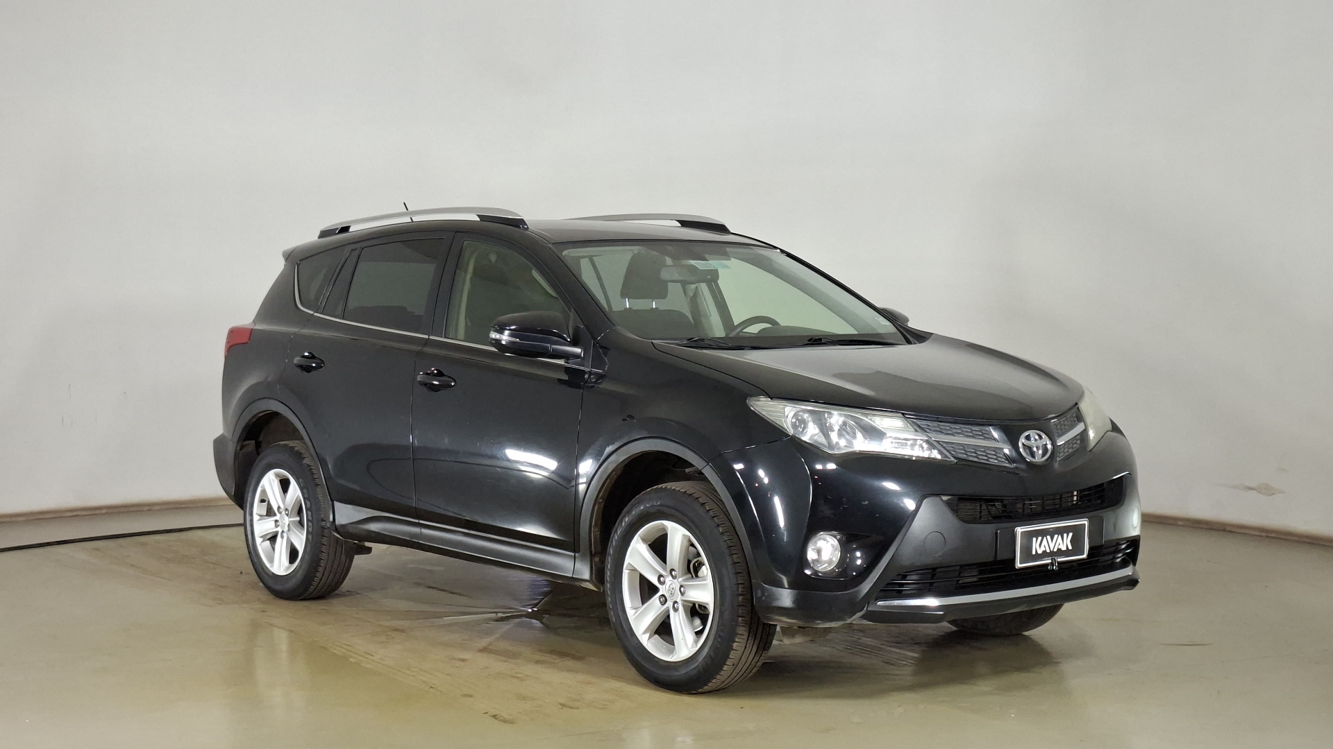 Toyota RAV4 — foto 3 de 16