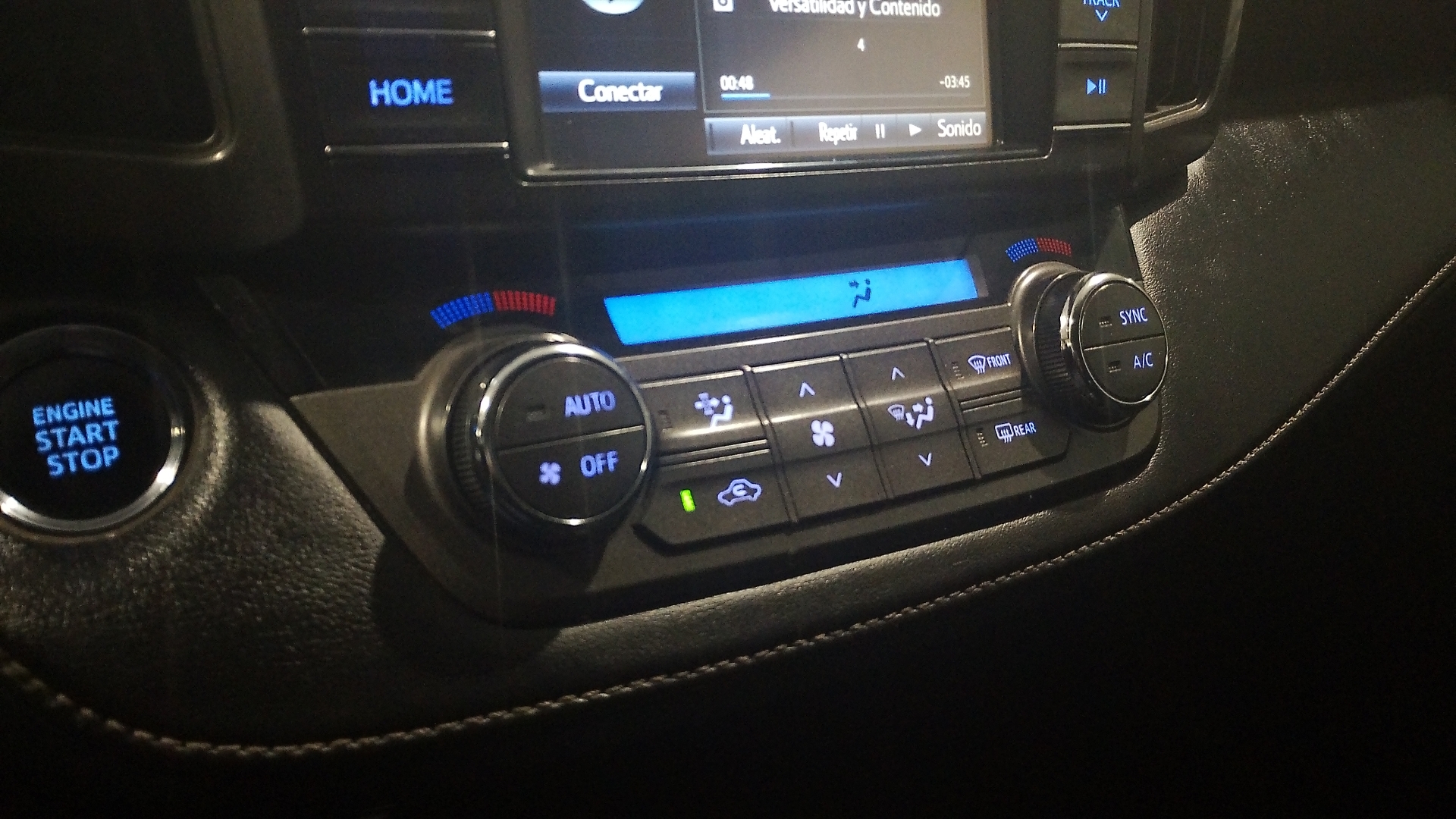Toyota RAV4 — foto 15 de 16