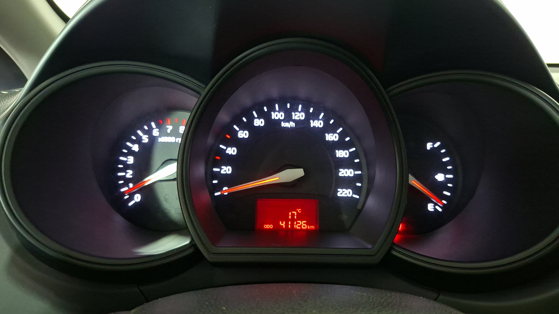 KIA Rio5 — foto 9 de 15