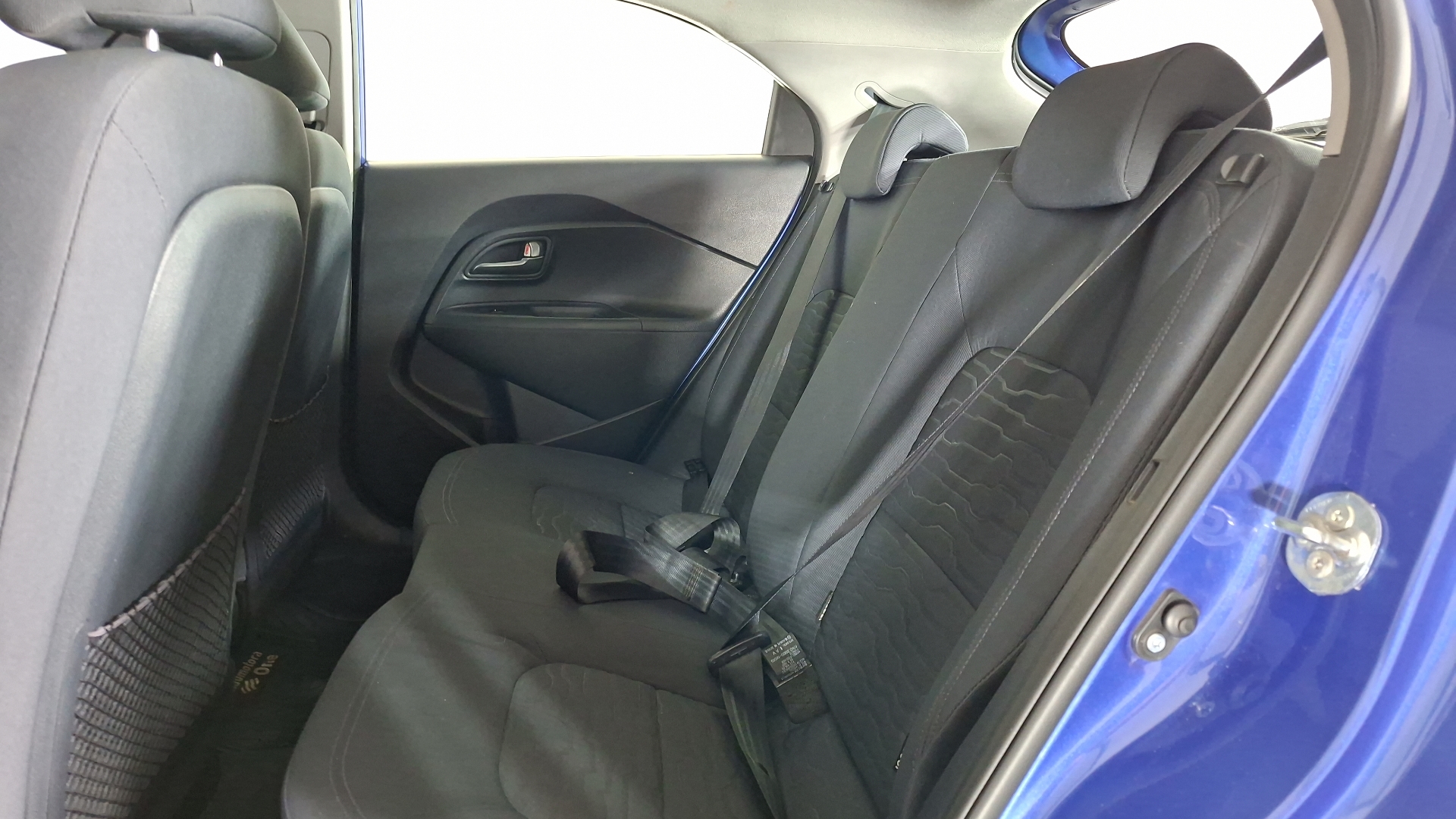 KIA Rio5 — foto 13 de 15