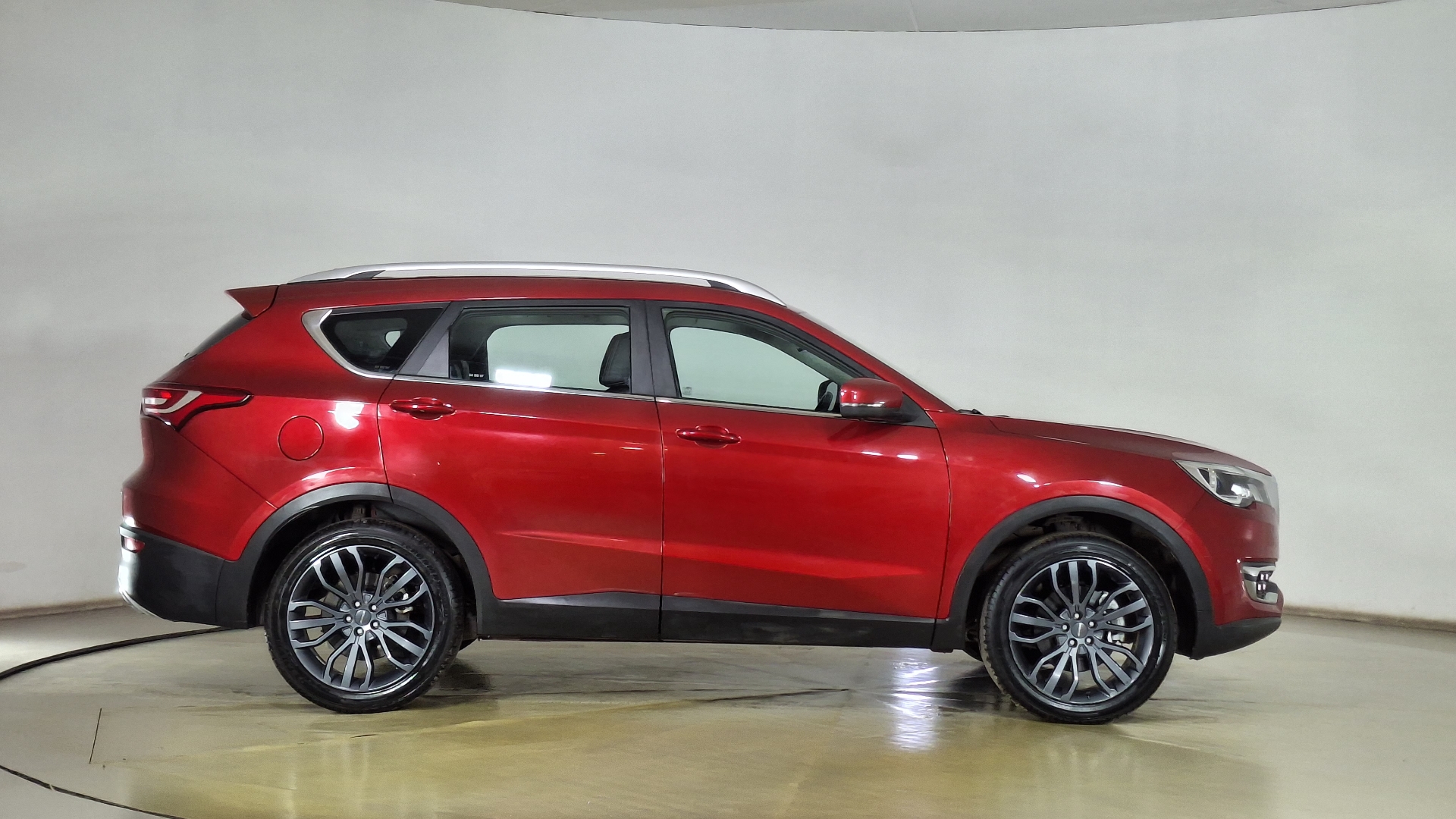 Jetour X70 — foto 4 de 18