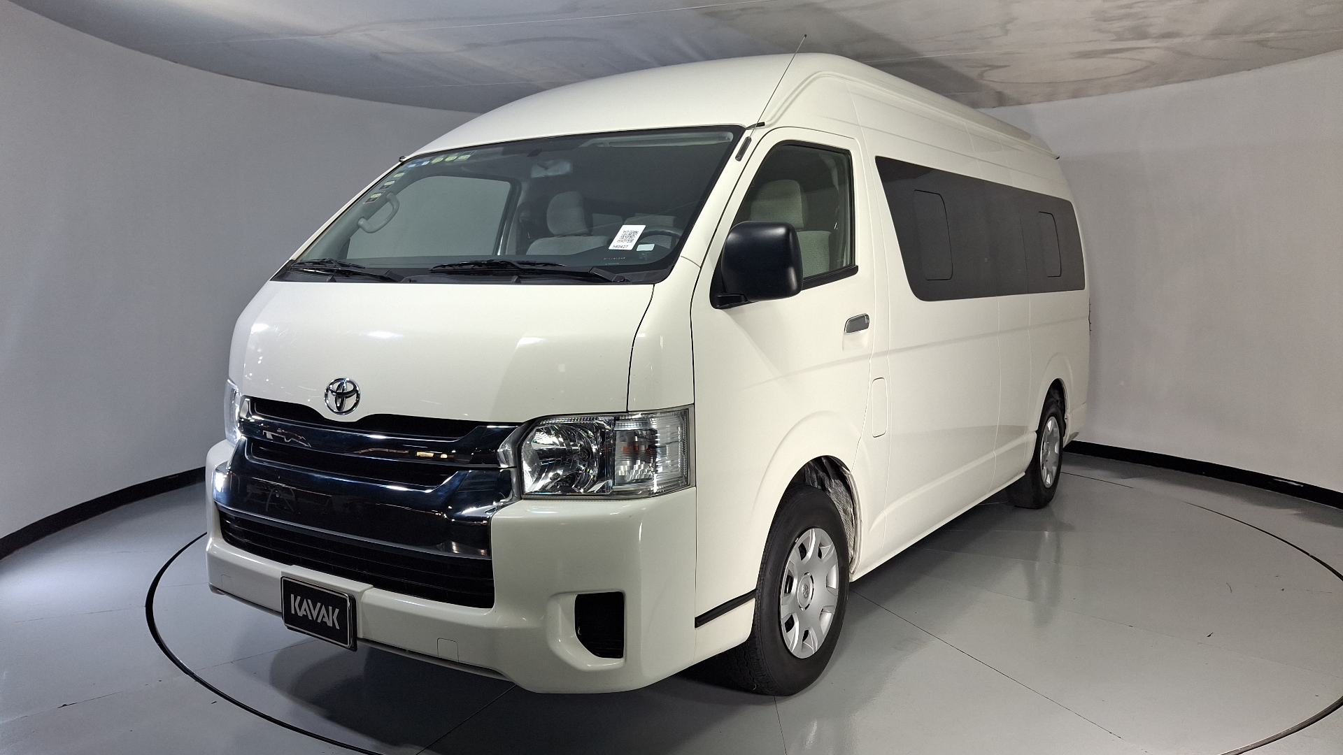 Toyota Hiace 2015