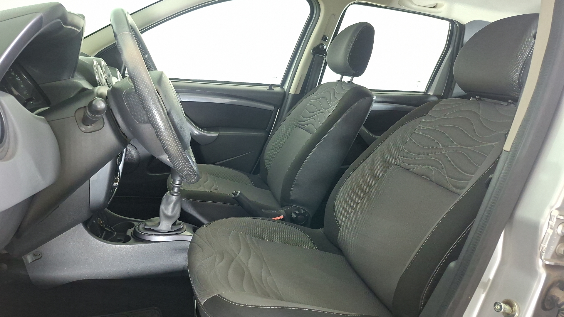 Renault Duster — foto 12 de 15