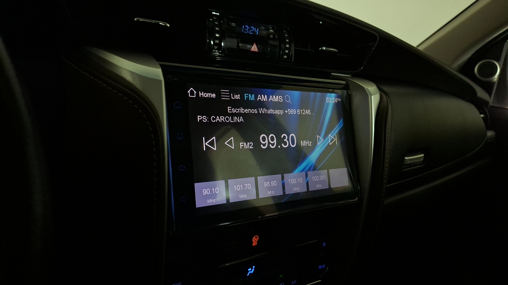 Toyota Fortuner — foto 10 de 17