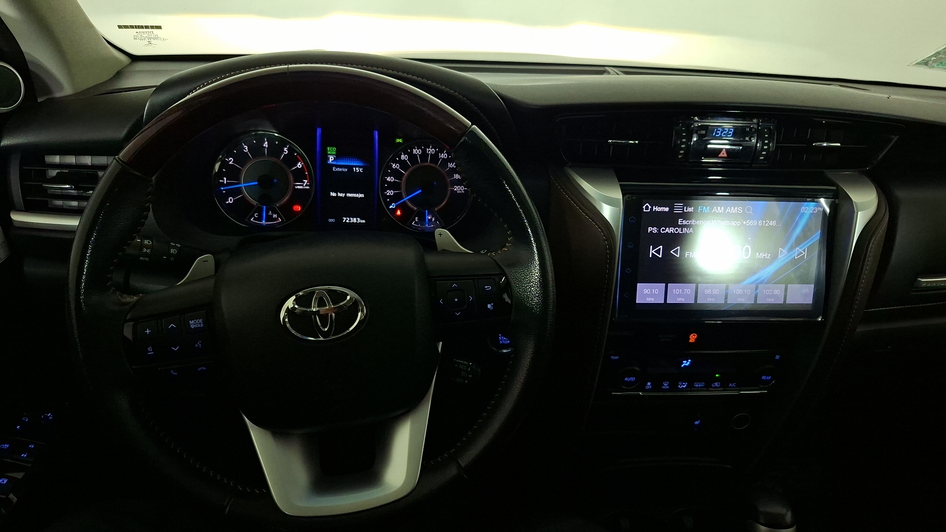 Toyota Fortuner — foto 8 de 17