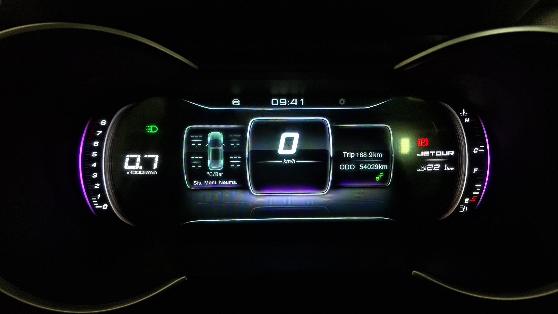 Jetour X70 — foto 9 de 17