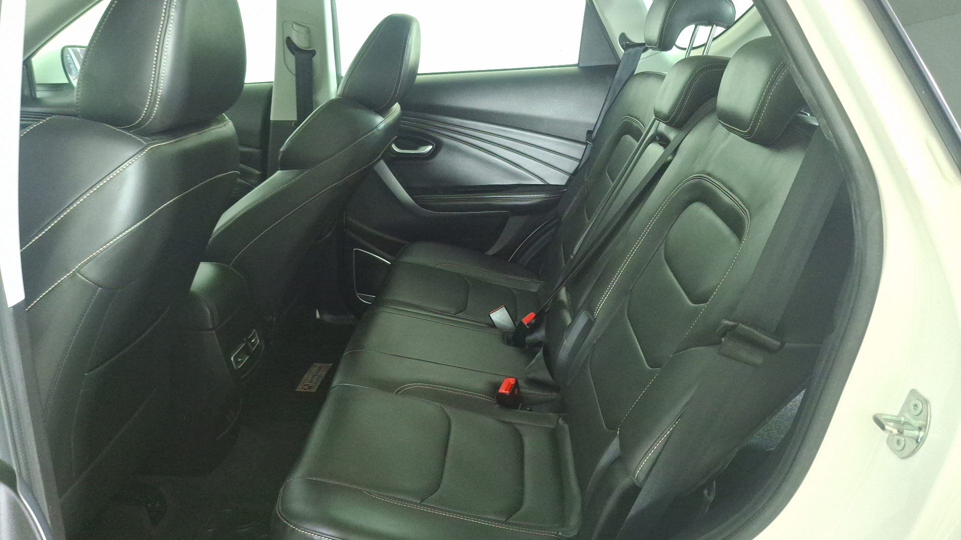Jetour X70 — foto 15 de 17