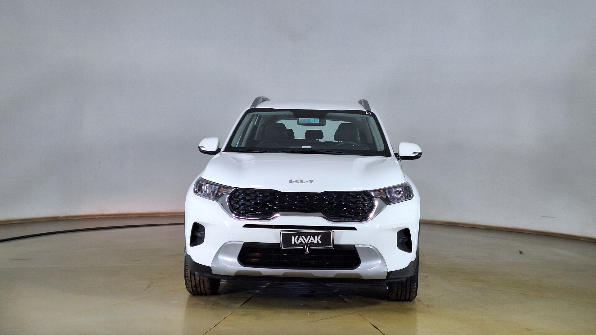 KIA Sonet — foto 2 de 16