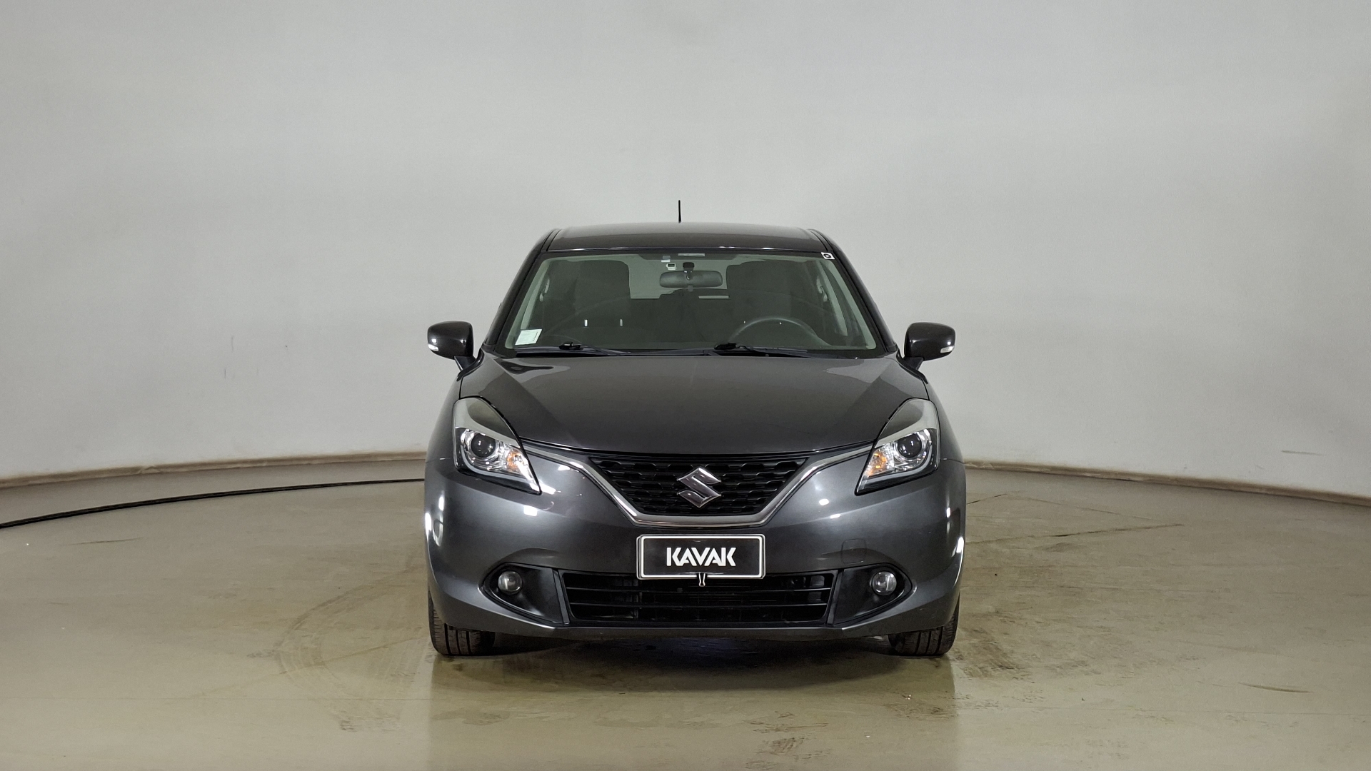 Suzuki Baleno — foto 2 de 16