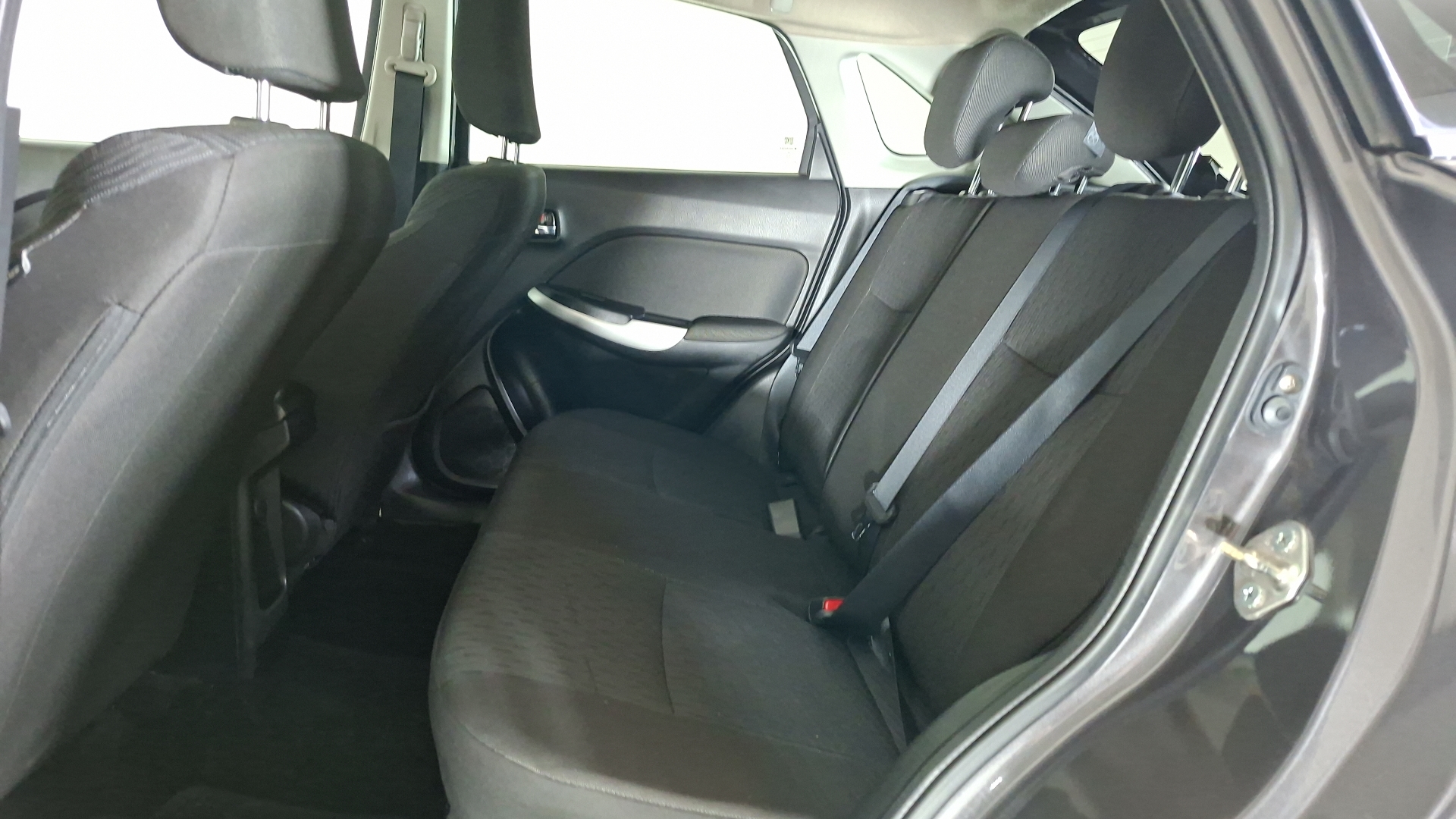 Suzuki Baleno — foto 14 de 16