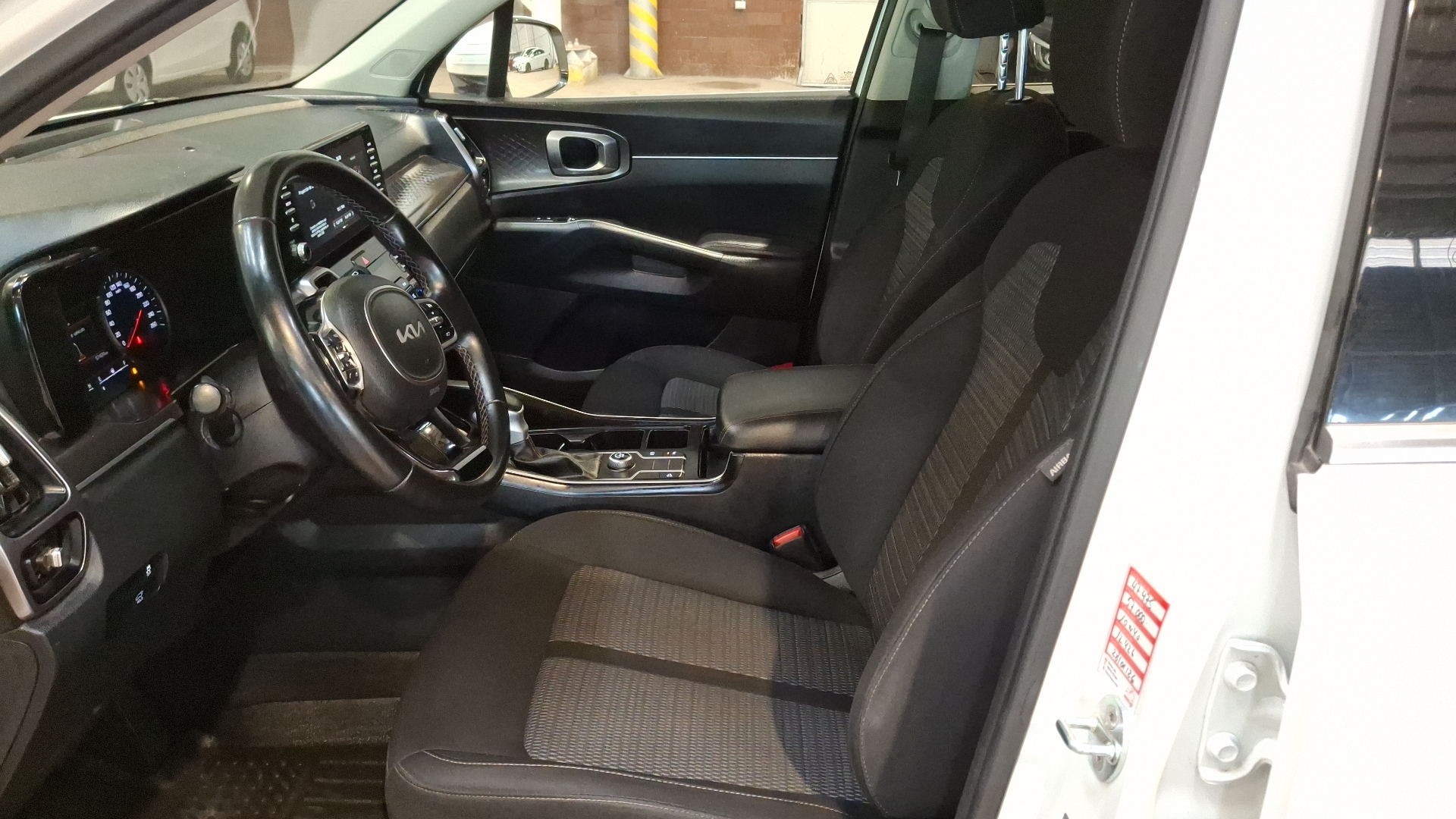 KIA Sorento — foto 13 de 16