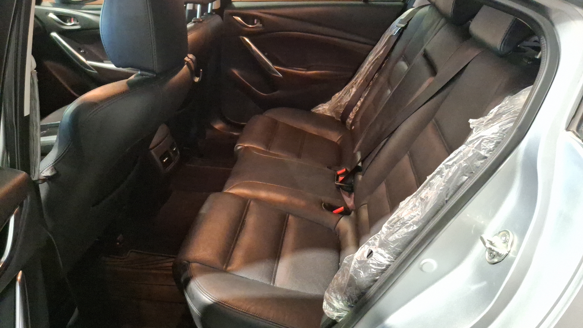 Mazda 6 — foto 14 de 16