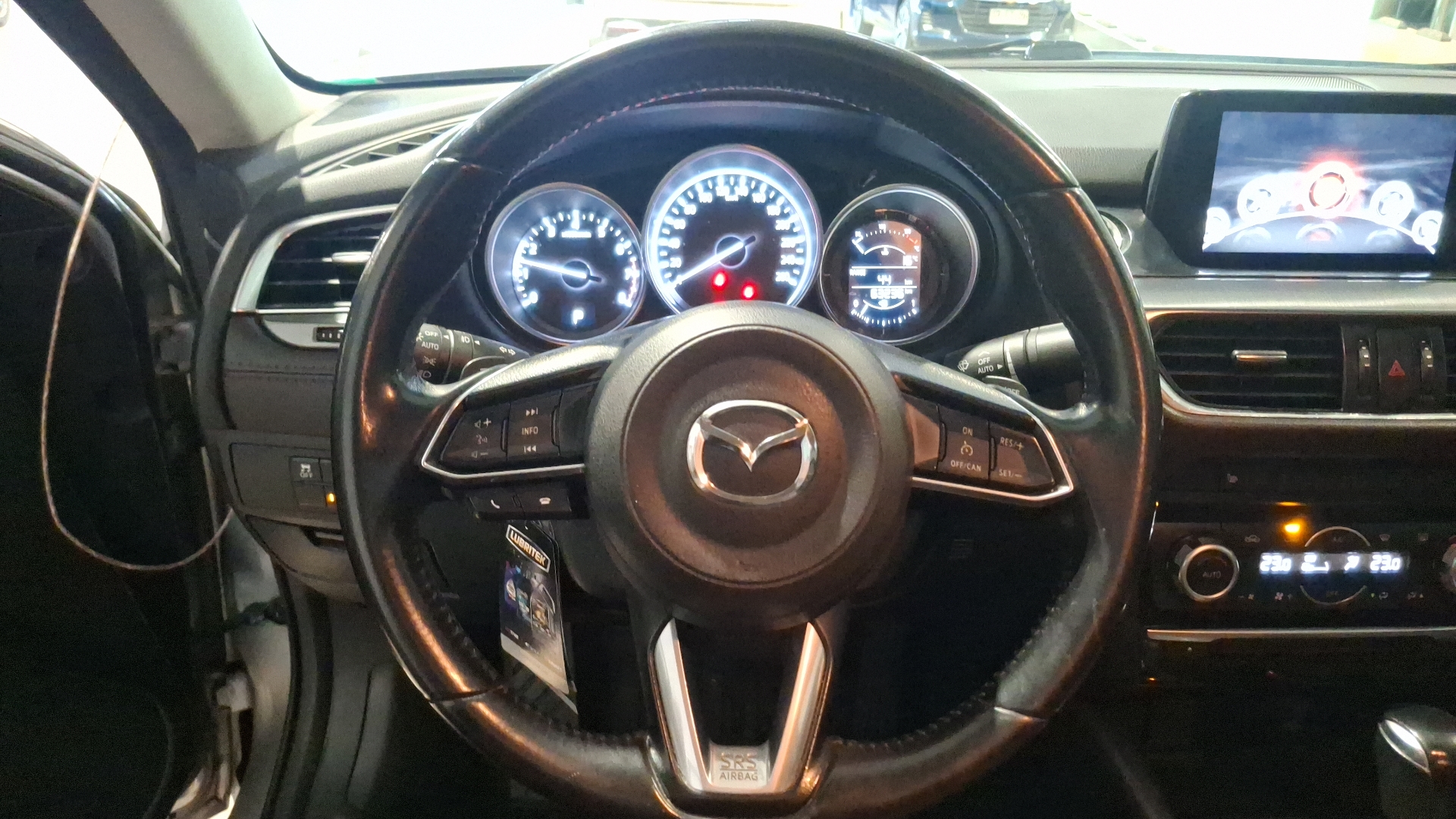 Mazda 6 — foto 8 de 16