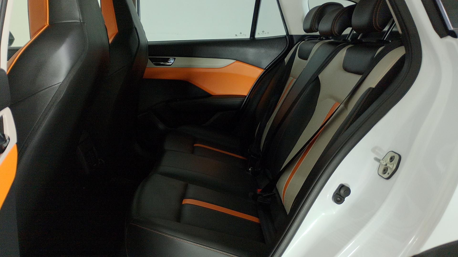 Dongfeng Aeolus Gs Cross — foto 15 de 17