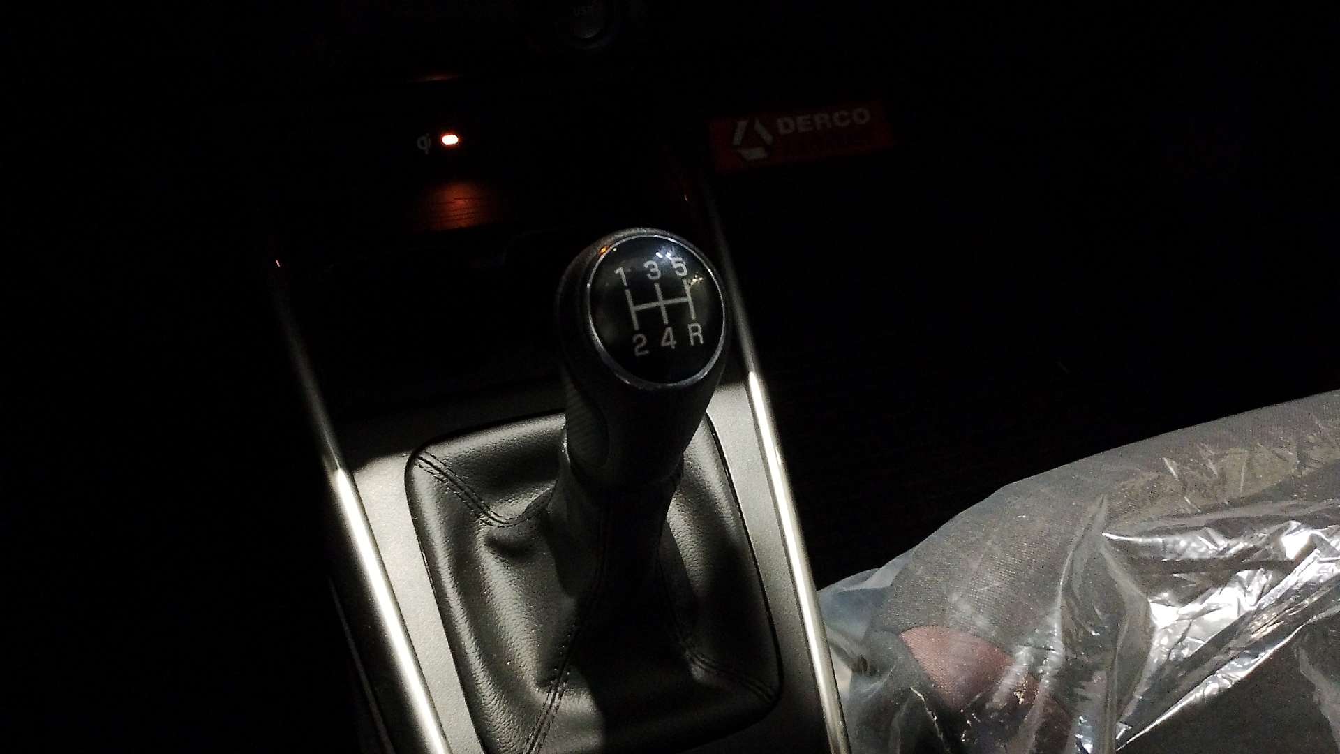 Suzuki Fronx — foto 11 de 16