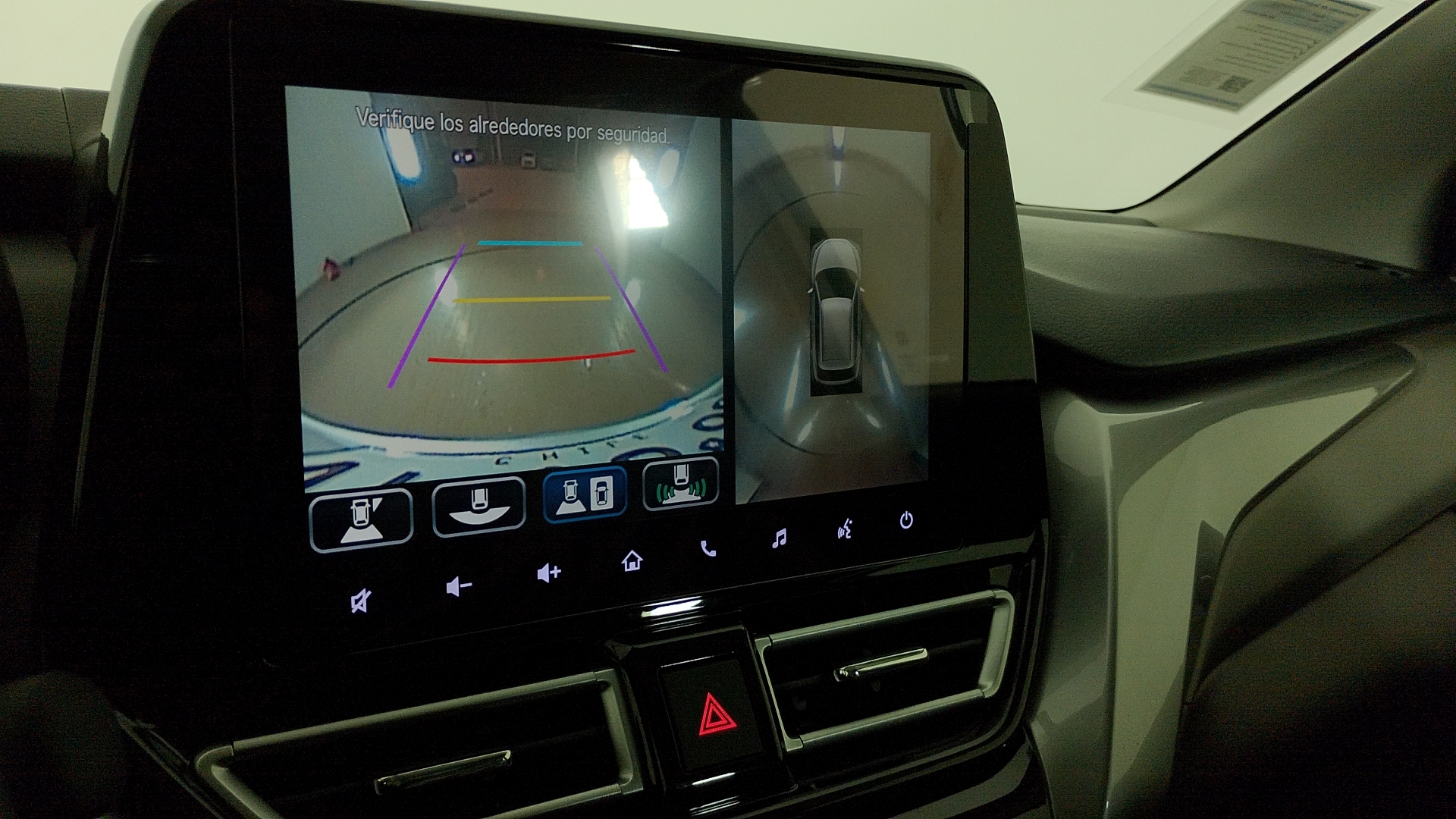 Suzuki Fronx — foto 12 de 16