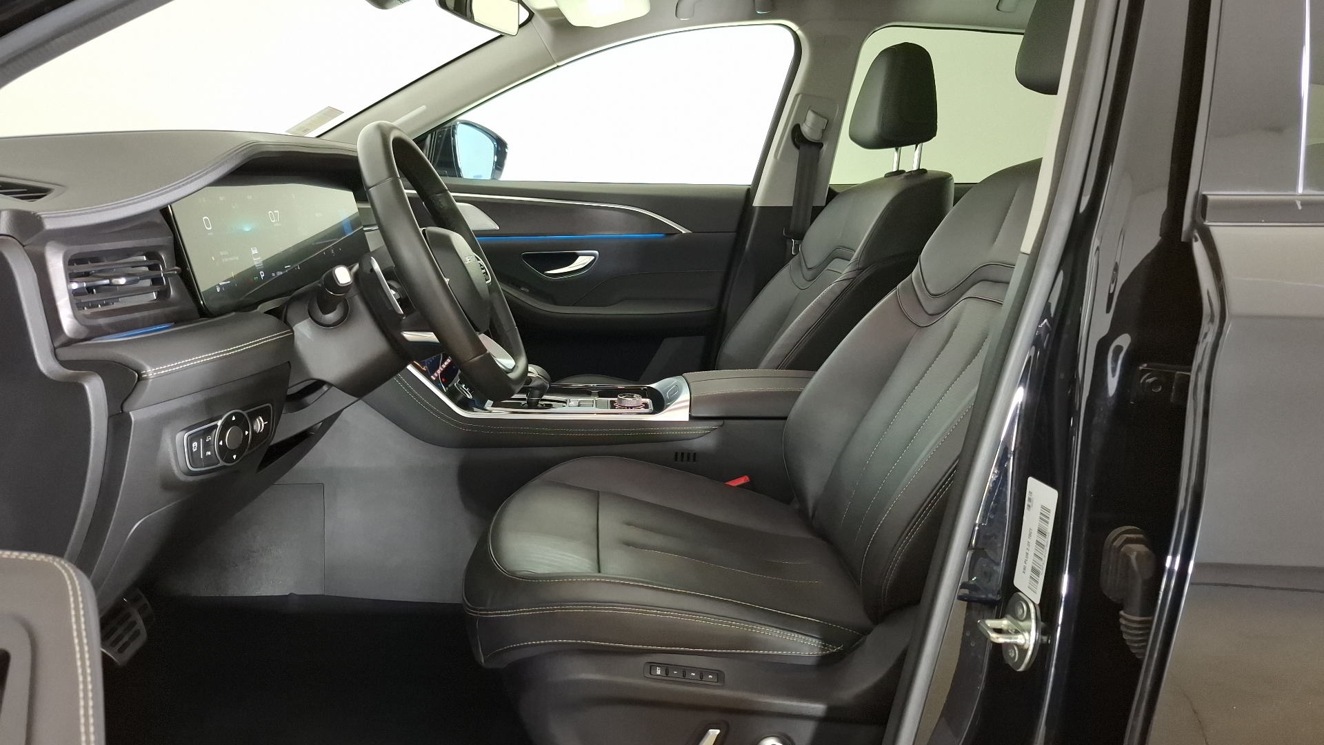 Jetour X90 Plus — foto 14 de 18