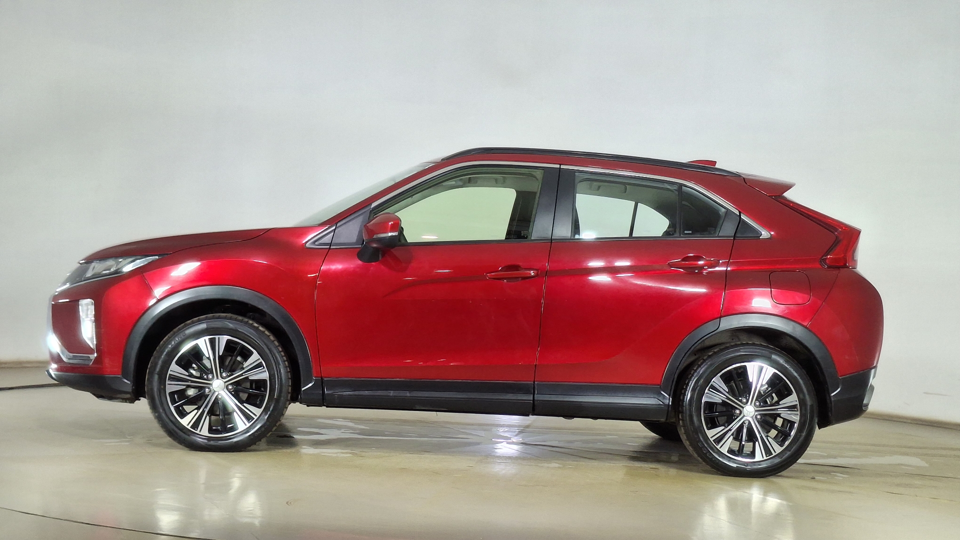 Mitsubishi Eclipse Cross — foto 7 de 16
