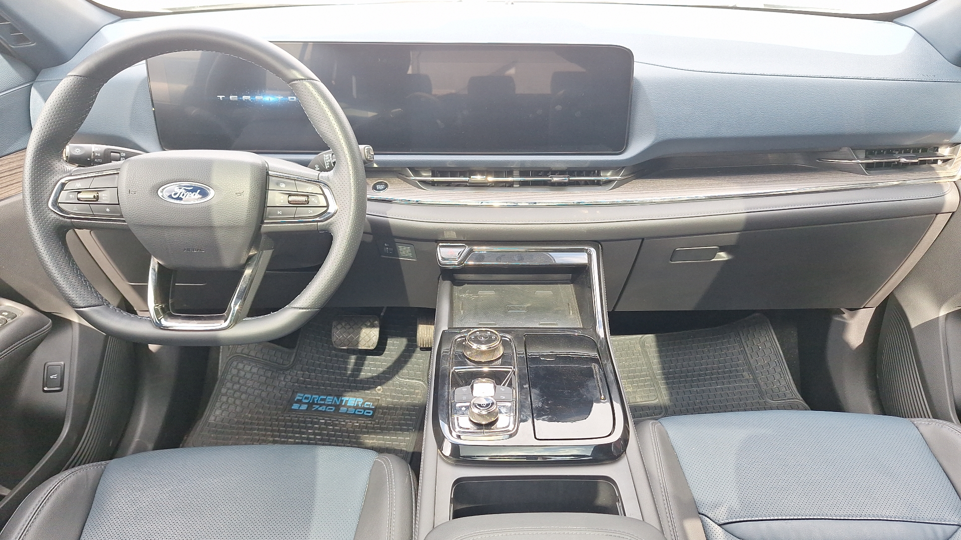 Ford Territory — foto 6 de 16